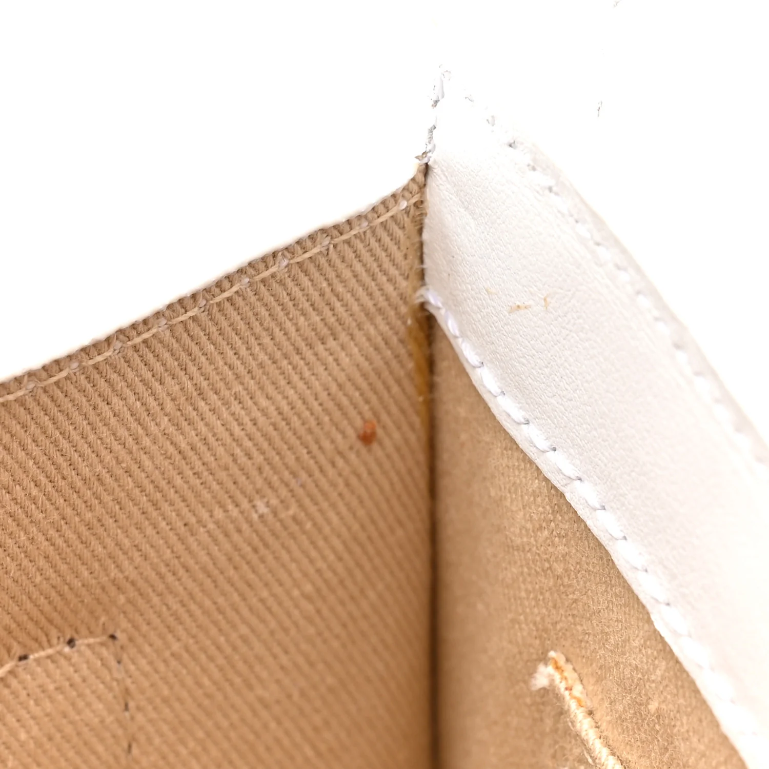 Smooth Calfskin Le Chiquito Noeud White - Image 13