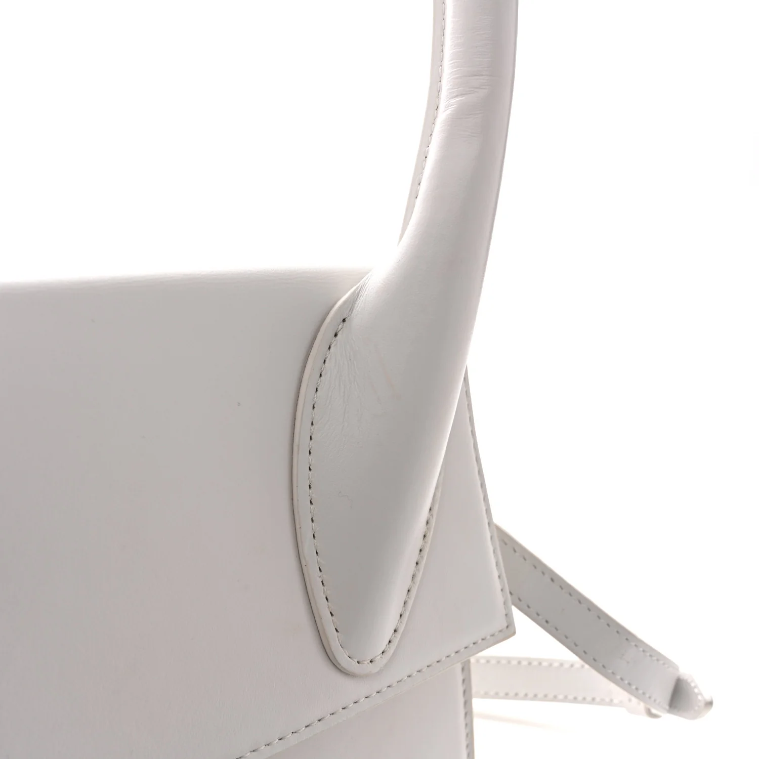 Smooth Calfskin Le Grand Chiquito White - Image 10