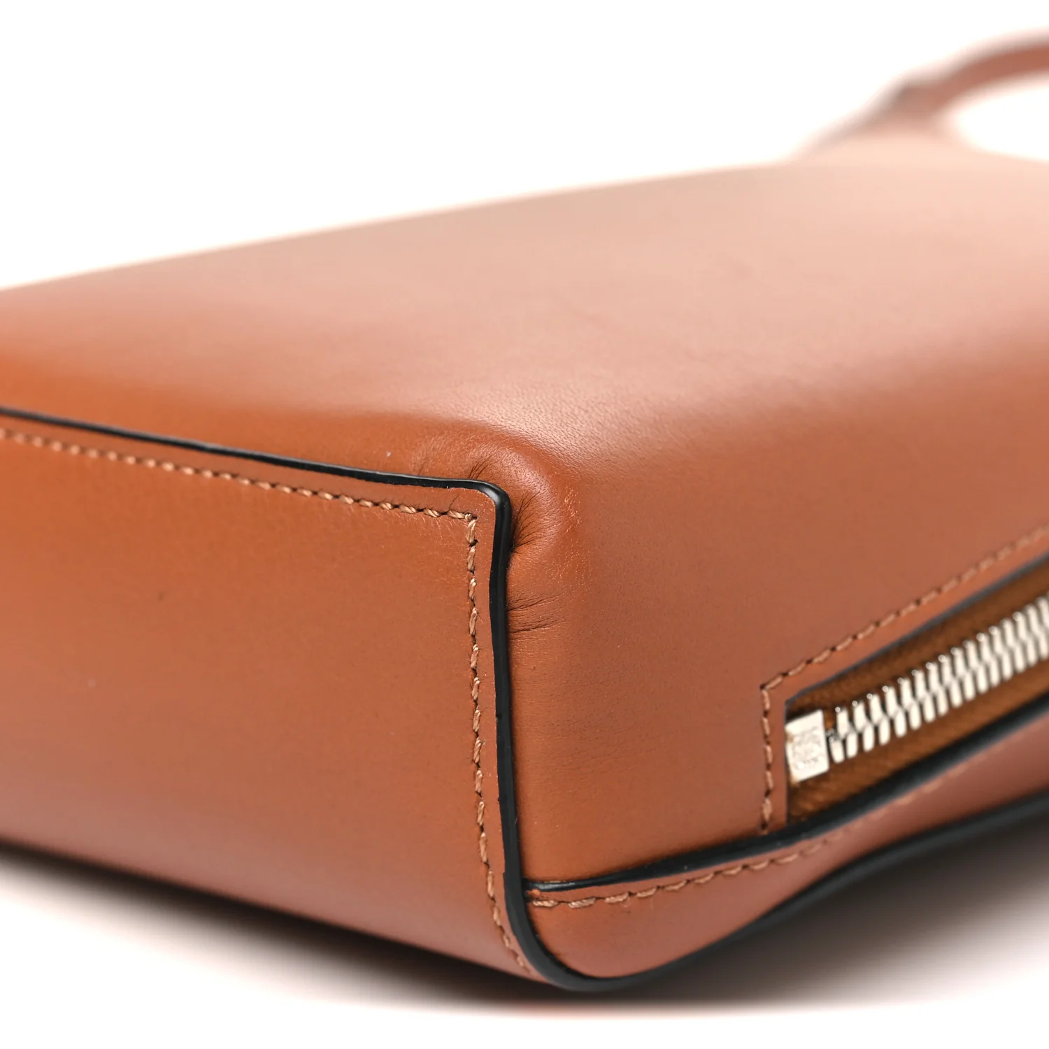 Classic Calfskin Anagram Box Crossbody Tan - Image 9