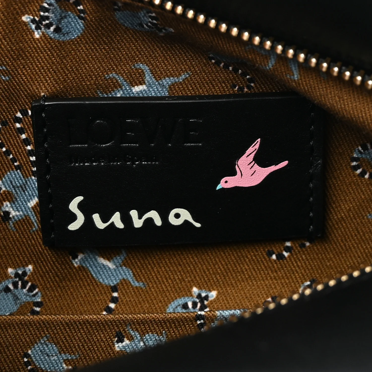 X SUNA FUJITA Satin Calfskin Small Lemur Puzzle Edge Bag Black - Image 6