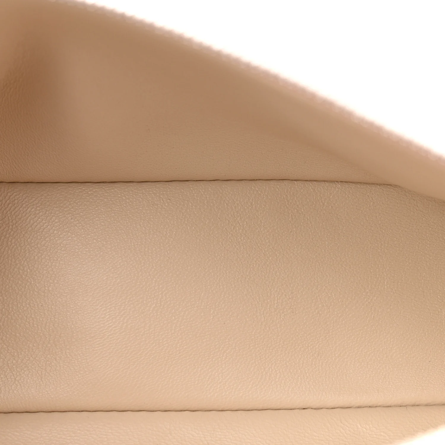Grained Calfskin L19 Extra Pocket Pouch Candoglia Marble - Image 5