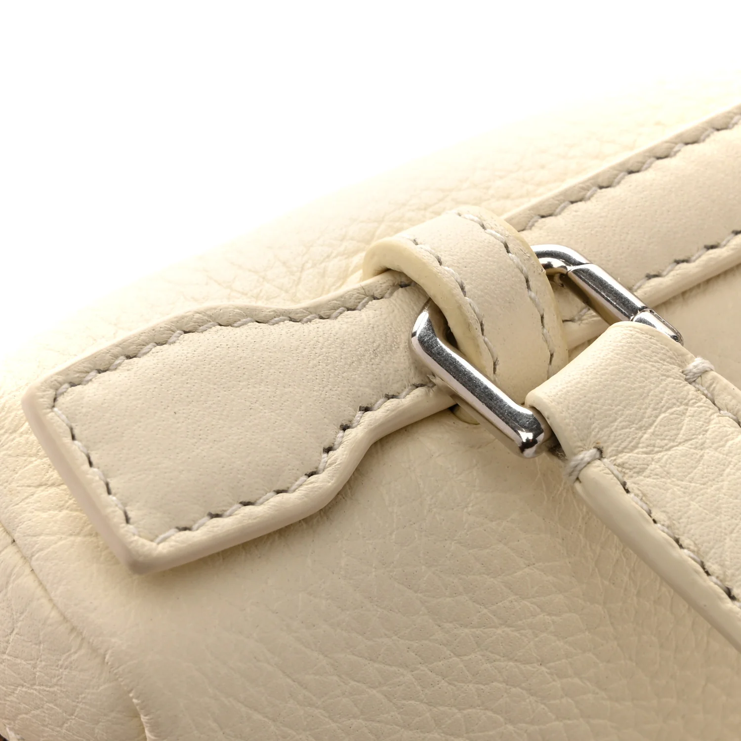 Grained Calfskin L19 Extra Pocket Pouch Whisper White - Image 10