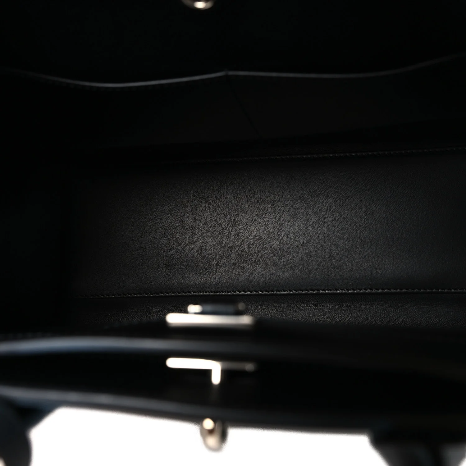 Calfskin Hologram City Steamer MM - Image 4