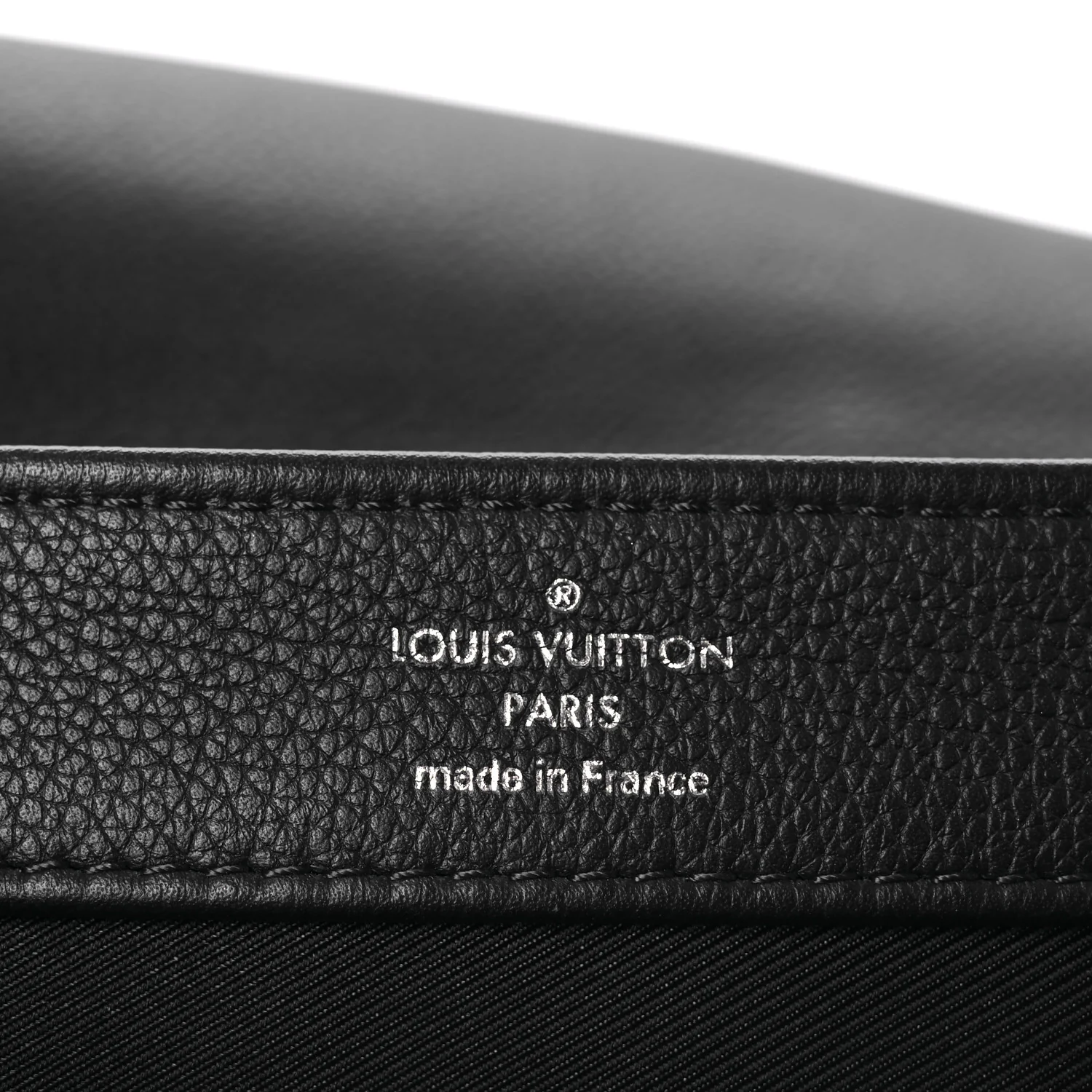 Calfskin Lockme II Chain Bag BB Marine Rouge - Image 6