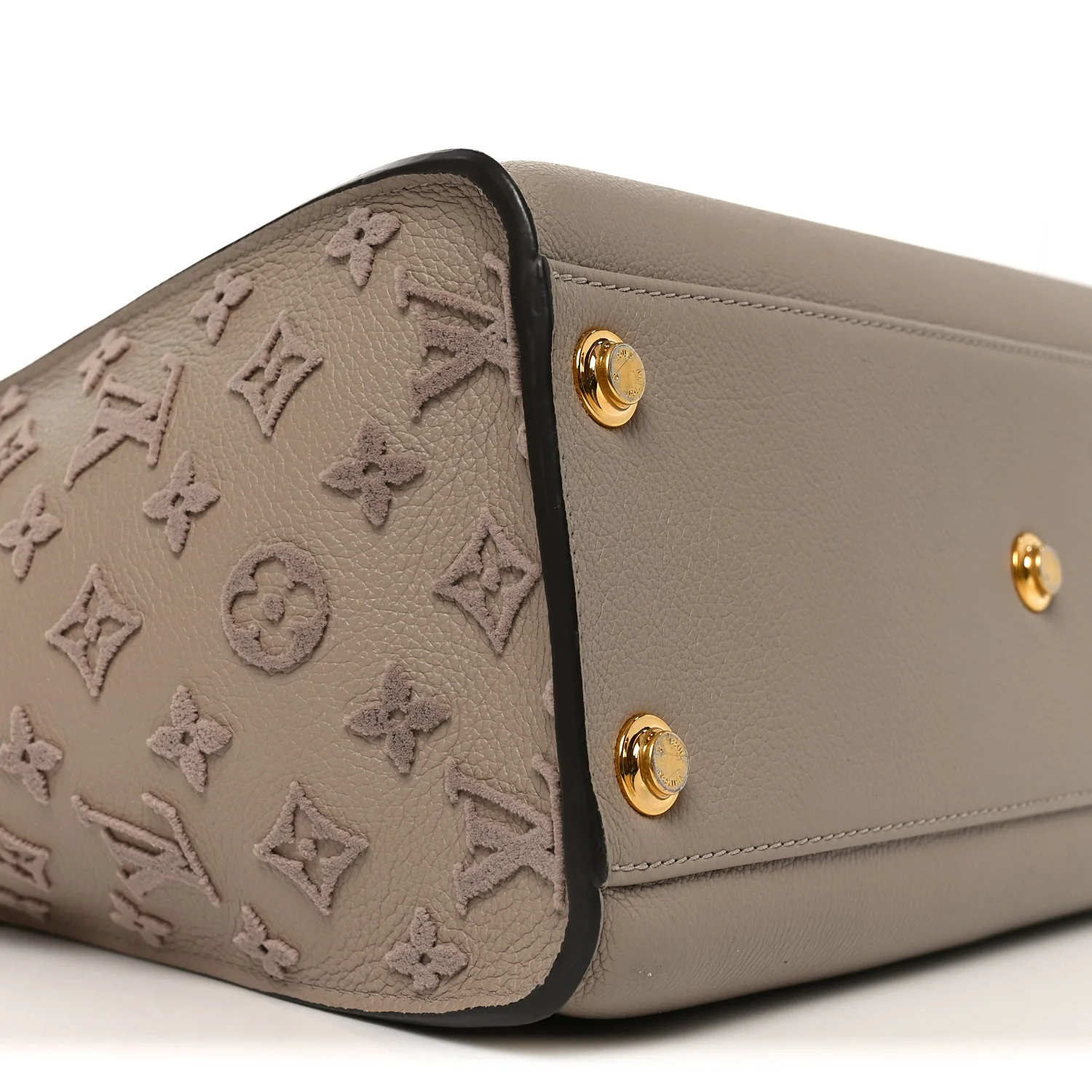 Calfskin Monogram Tufting On My Side Galet - Image 7