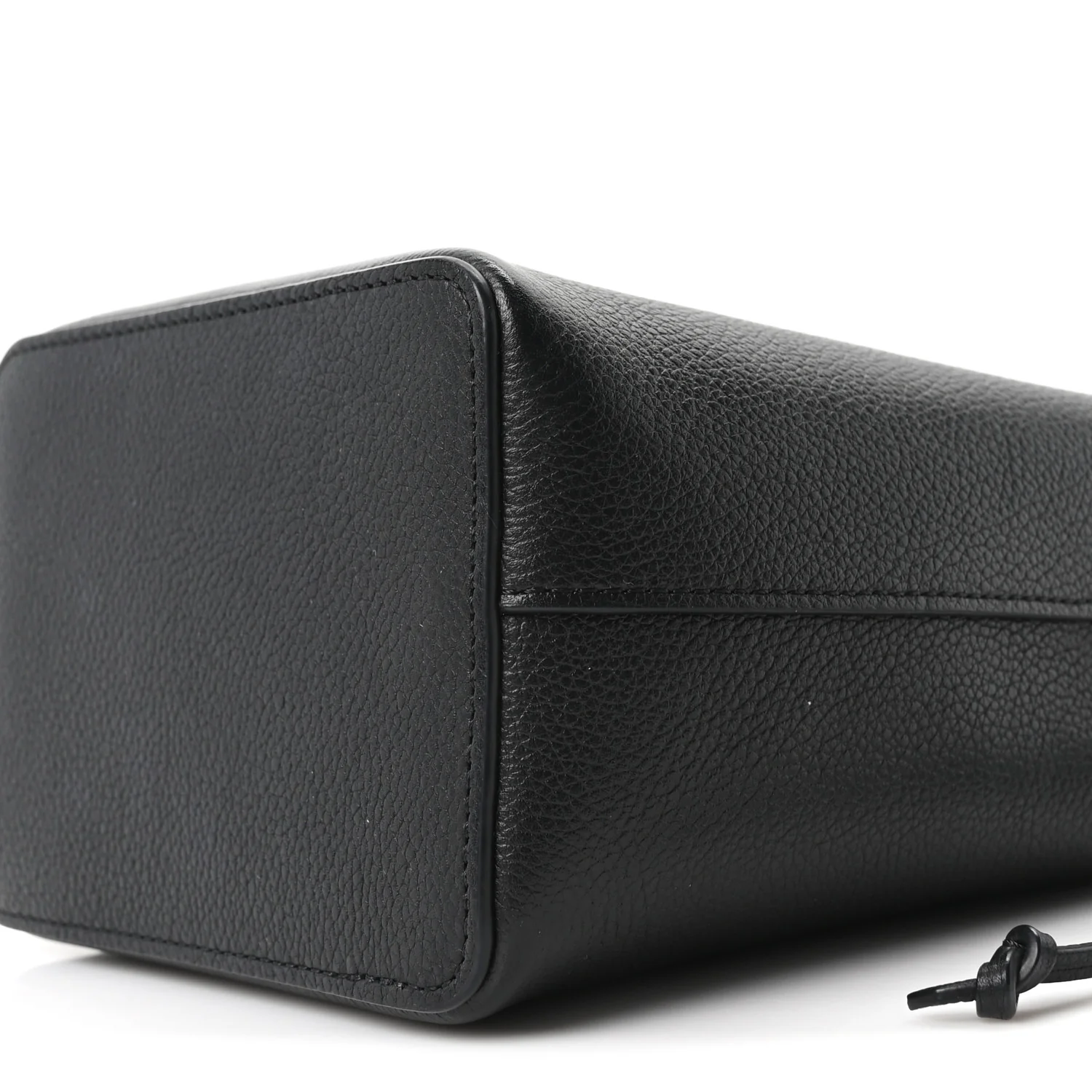 Calfskin Nano Lockme Bucket Black - Image 8