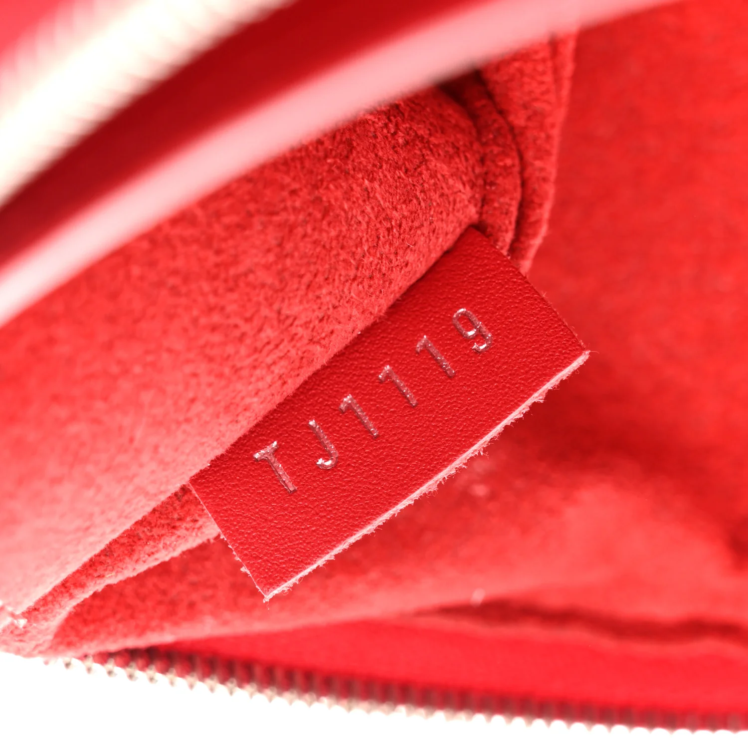 Calfskin New Wave Zipped Pochette Ecarlate - Image 7