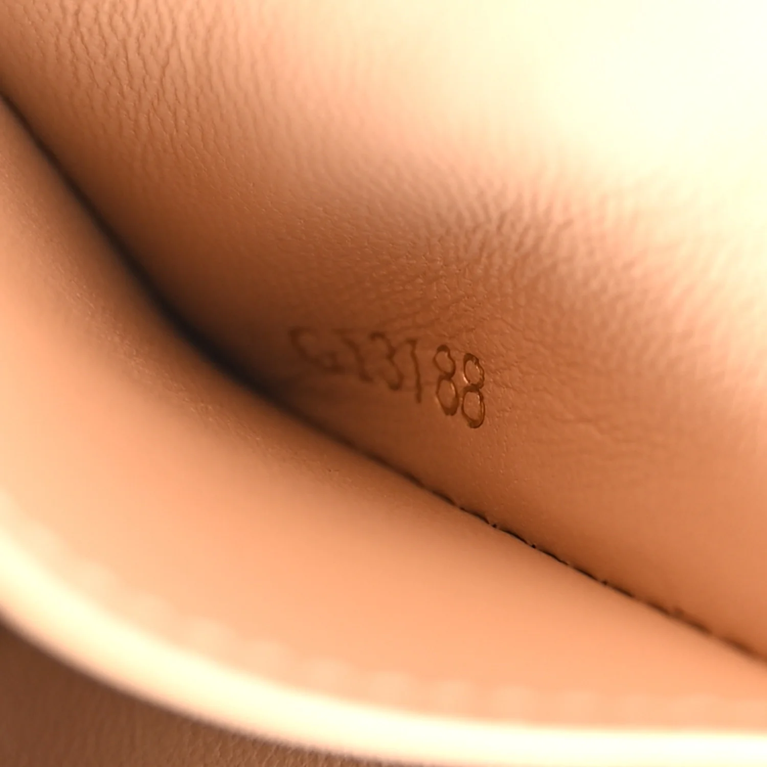 Catogram Essential Trunk Orange Marron - Image 7