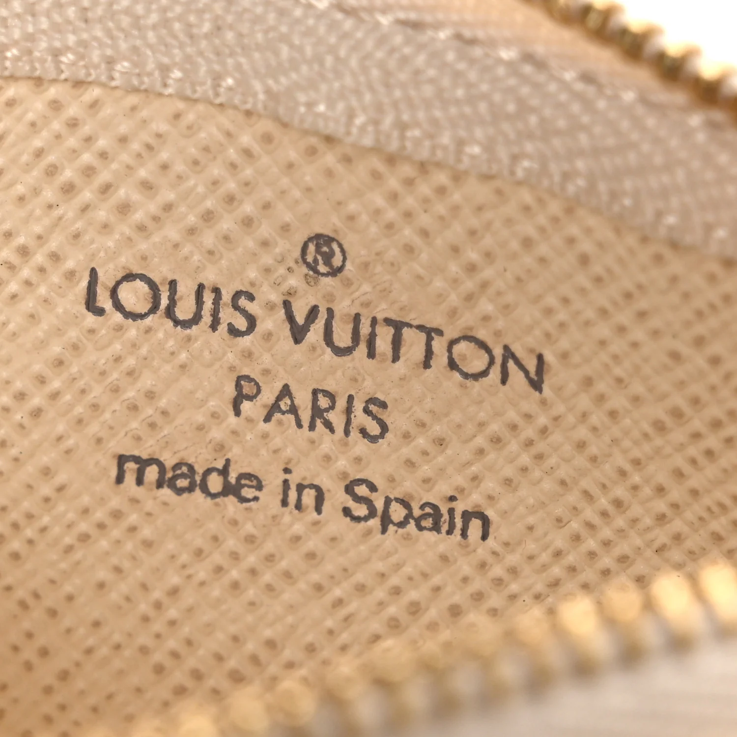 Damier Azur Key Pouch - Image 6