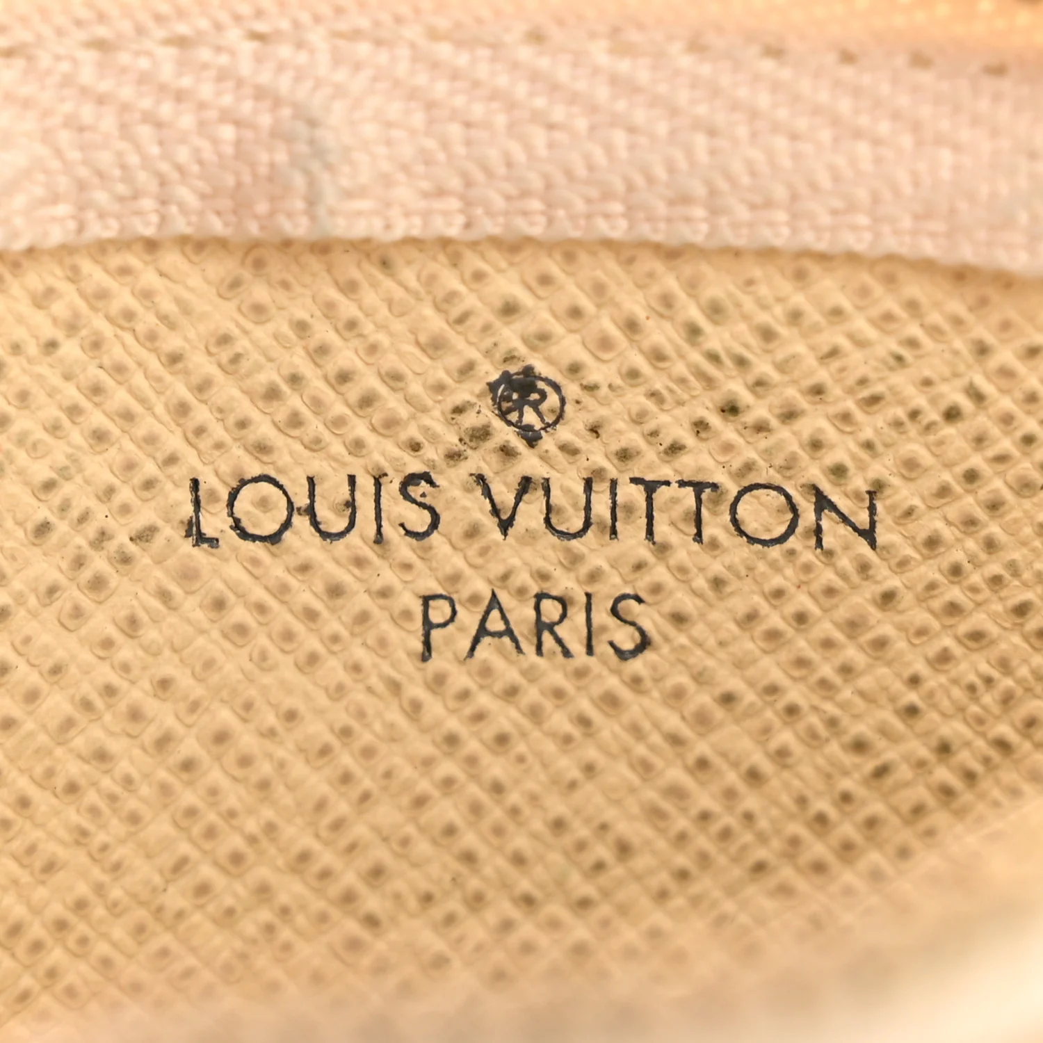 Damier Azur Key Pouch - Image 6