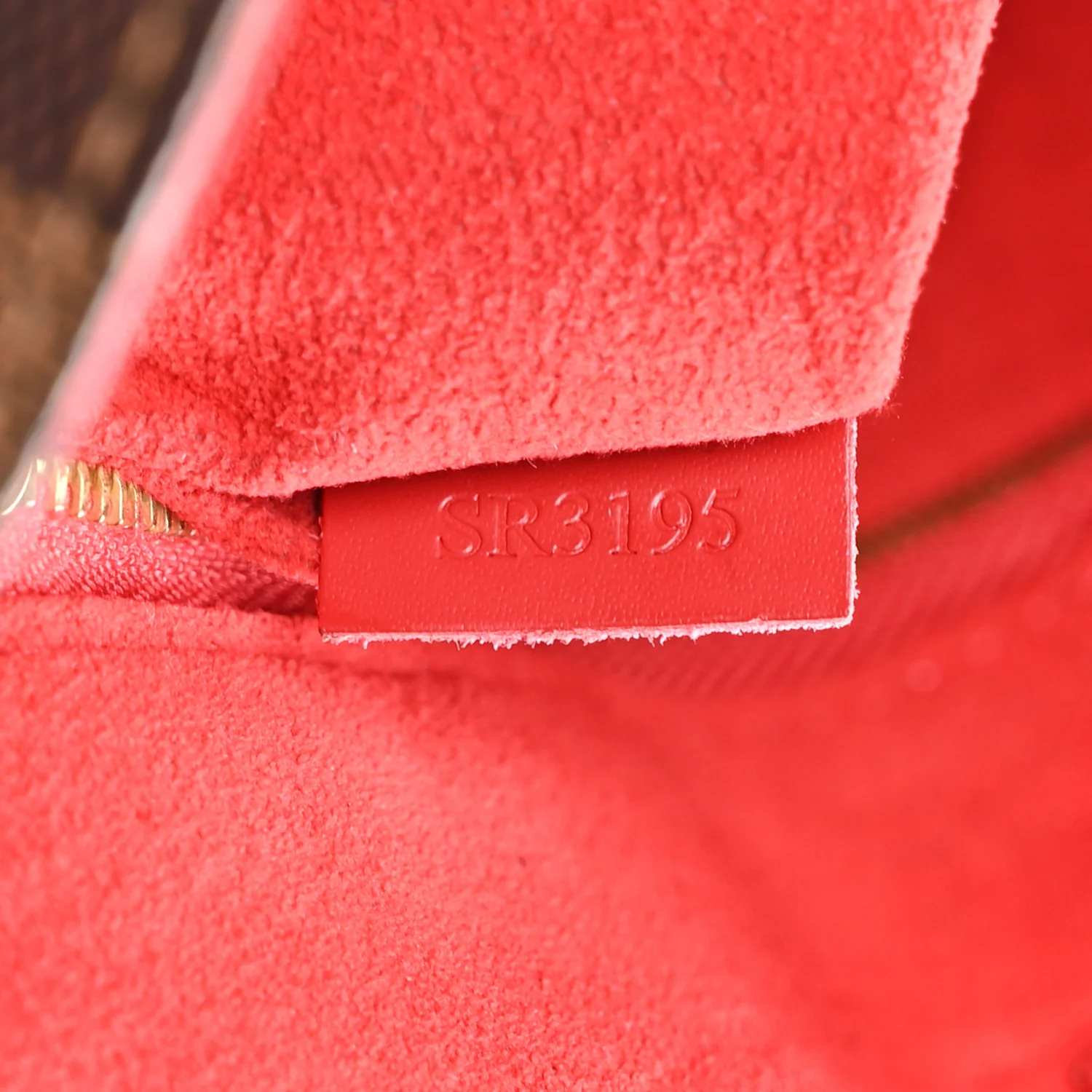 Damier Ebene Caissa Hobo Cherry - Image 7