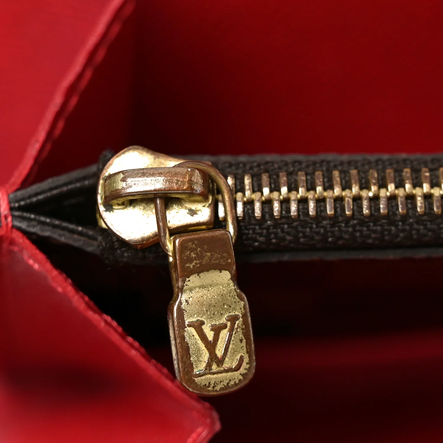 Damier Ebene Clemence Wallet Cherry - Image 7