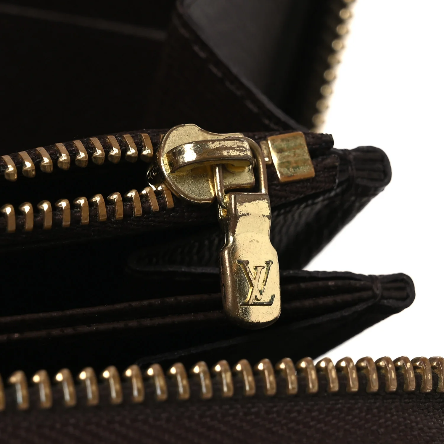 Damier Ebene Zippy Wallet - Image 11