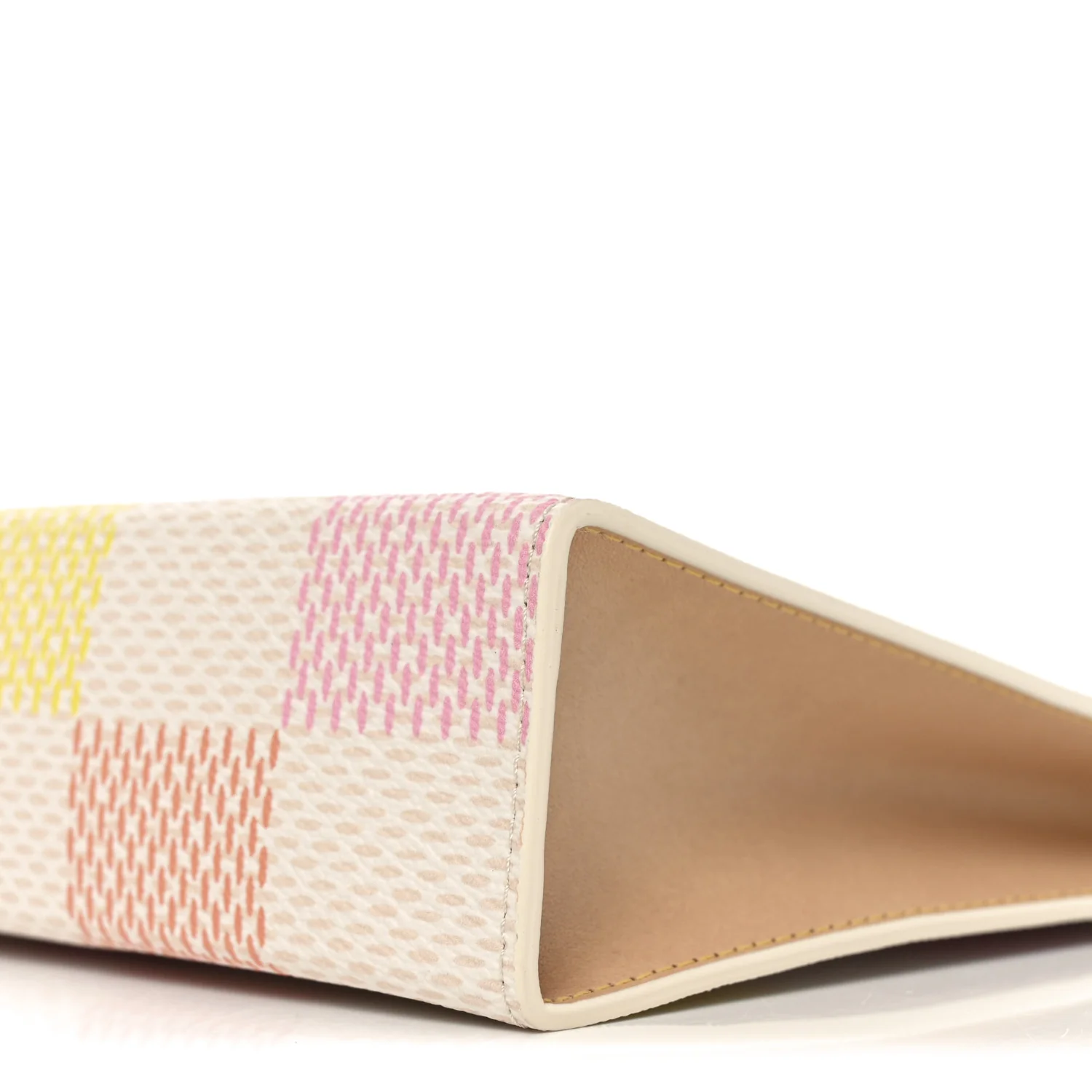 Damier Giant Toiletry Pouch   Peach - Image 8