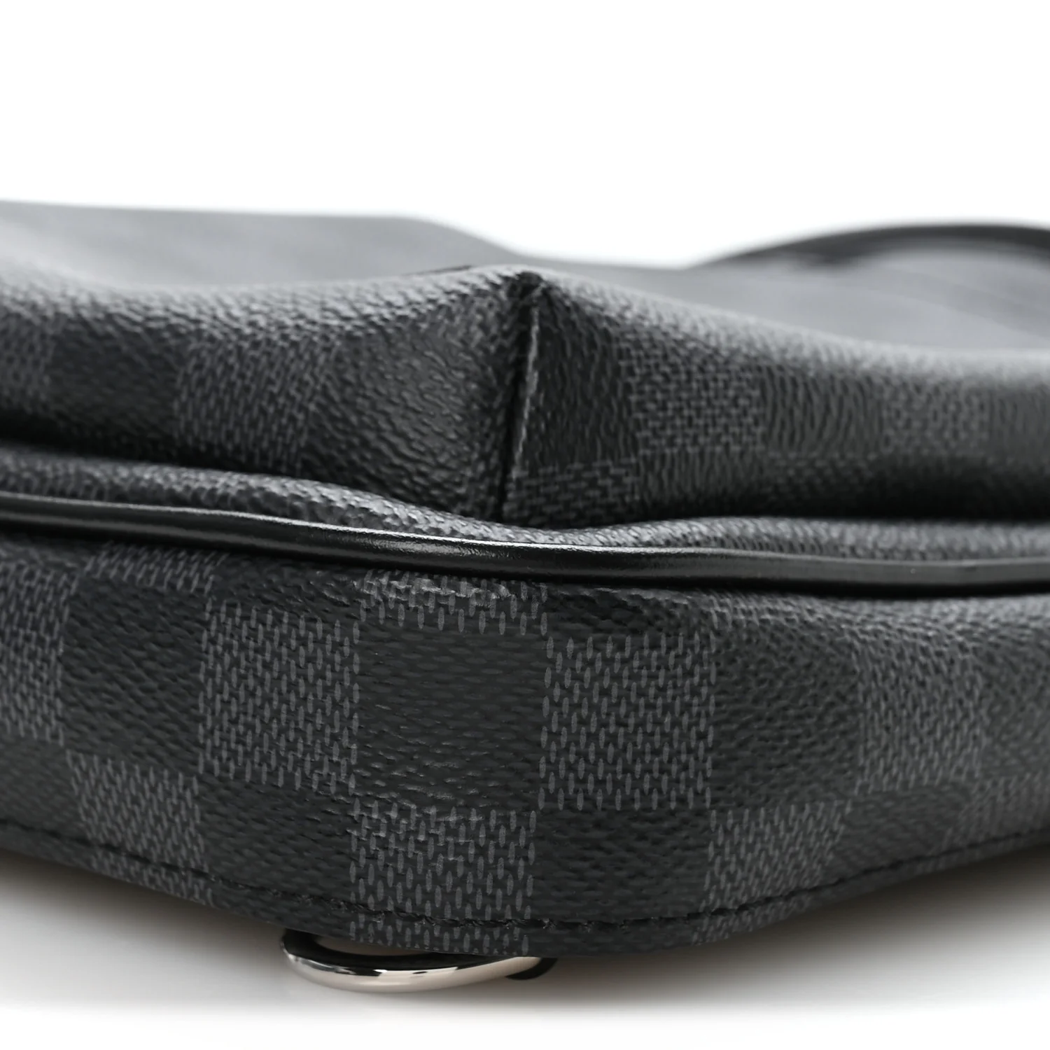 Damier Graphite Avenue Sling Bag NM - Image 9