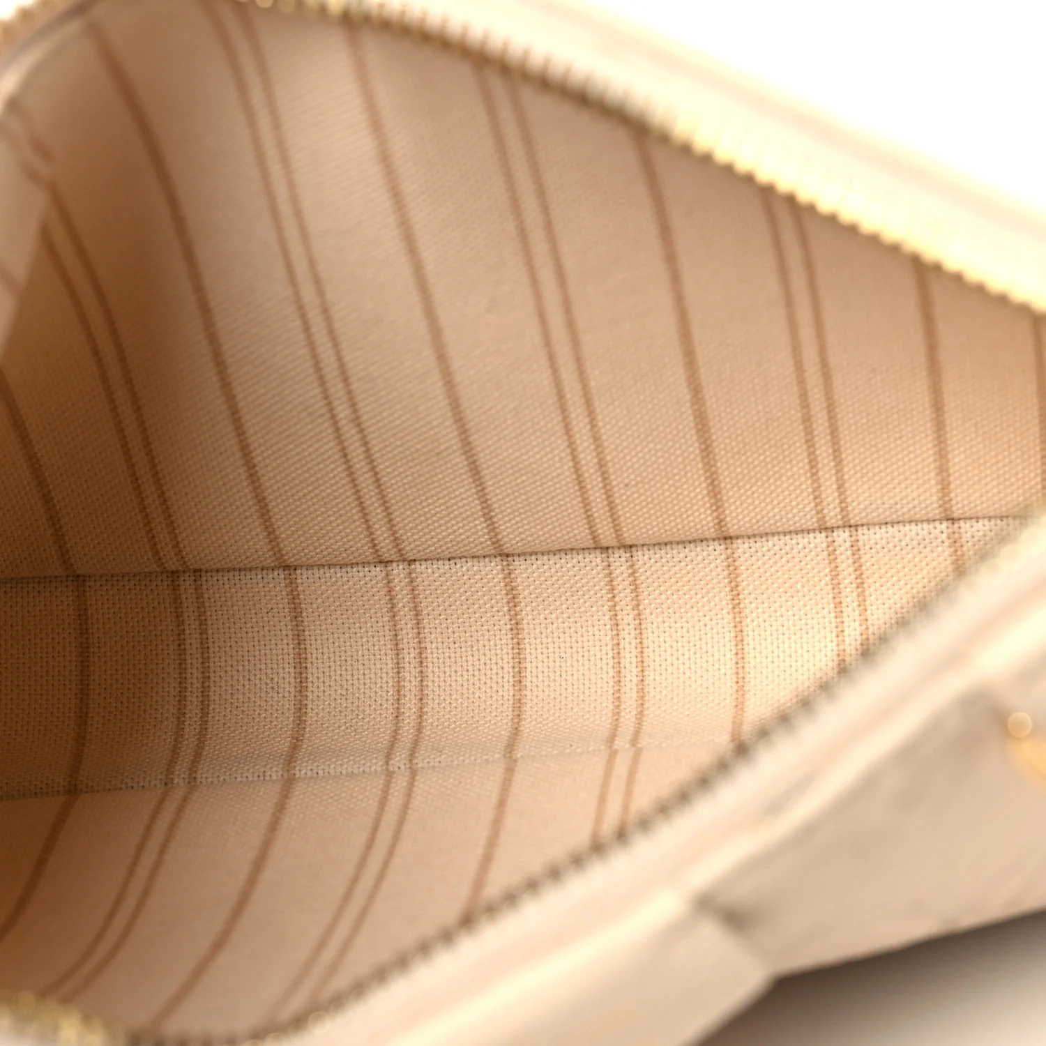 Empreinte Easy Pouch On Strap Cream - Image 5