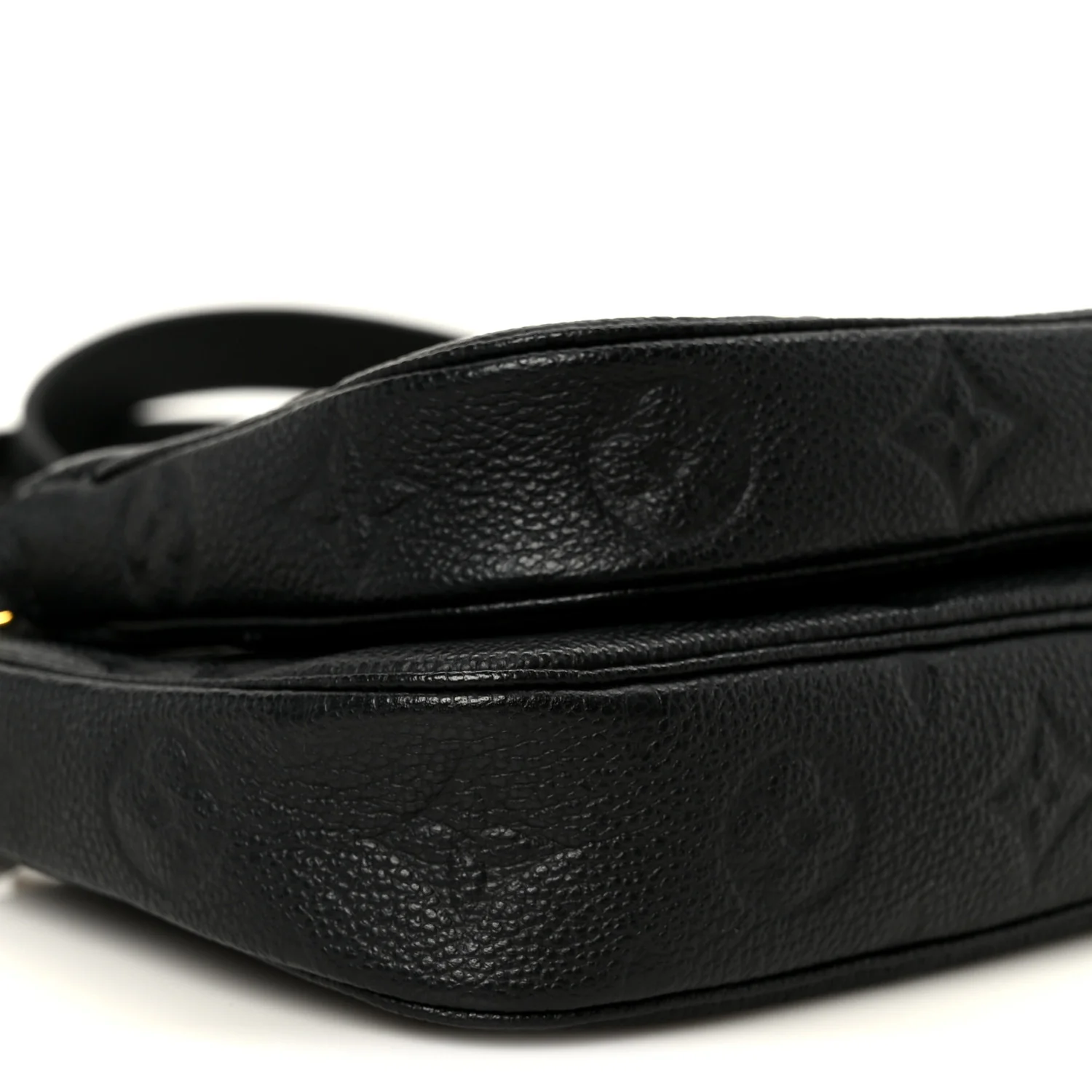 Empreinte Monogram Giant Multi Pochette Accessories Black - Image 10