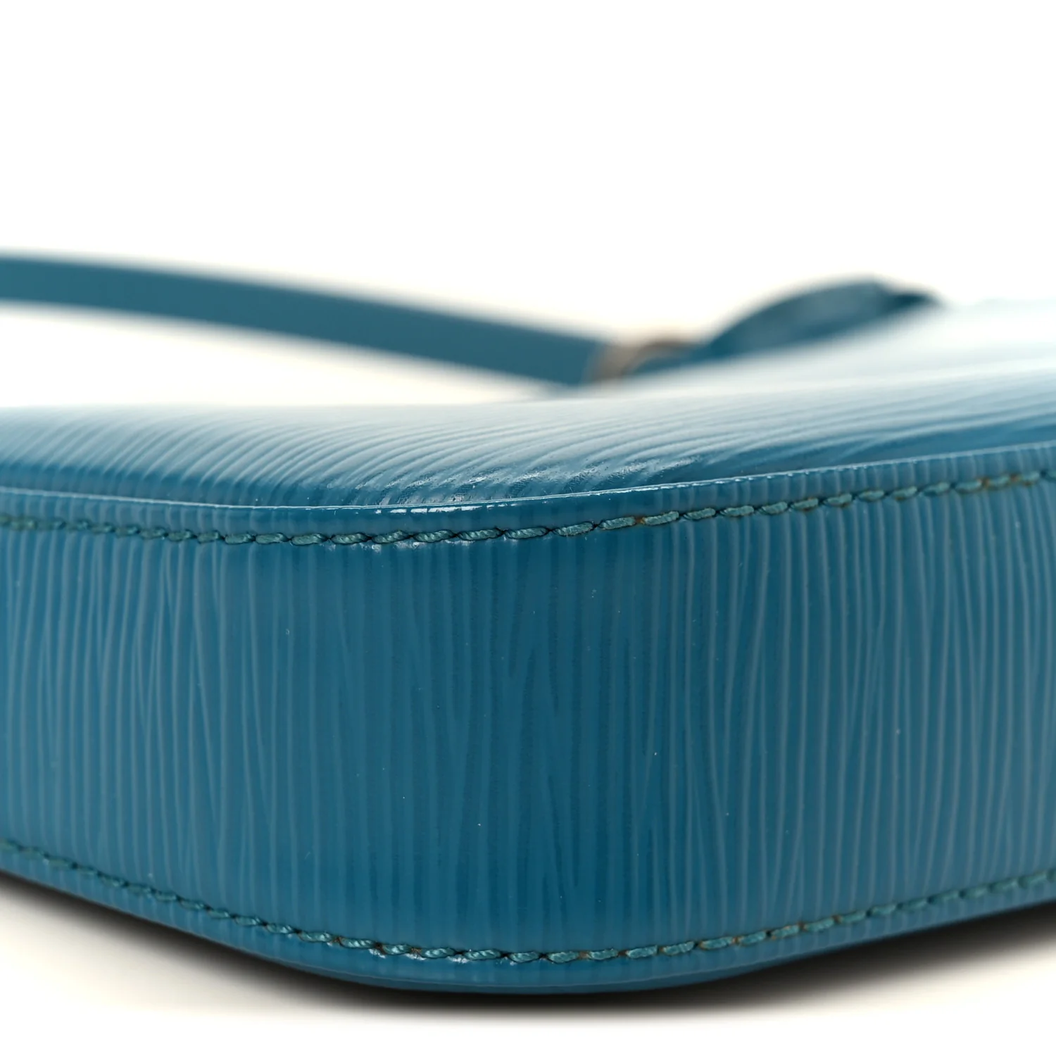 Epi Pochette Accessories NM Cyan - Image 9