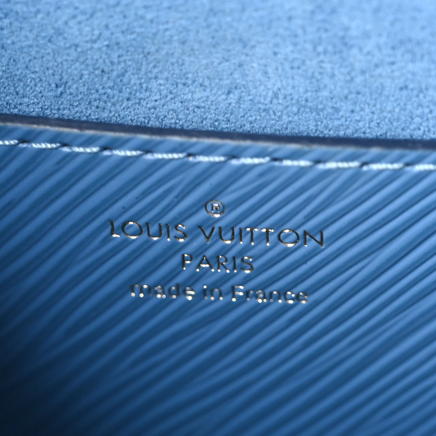 Epi Twist Shoulder Bag MM Blue Jean - Image 6