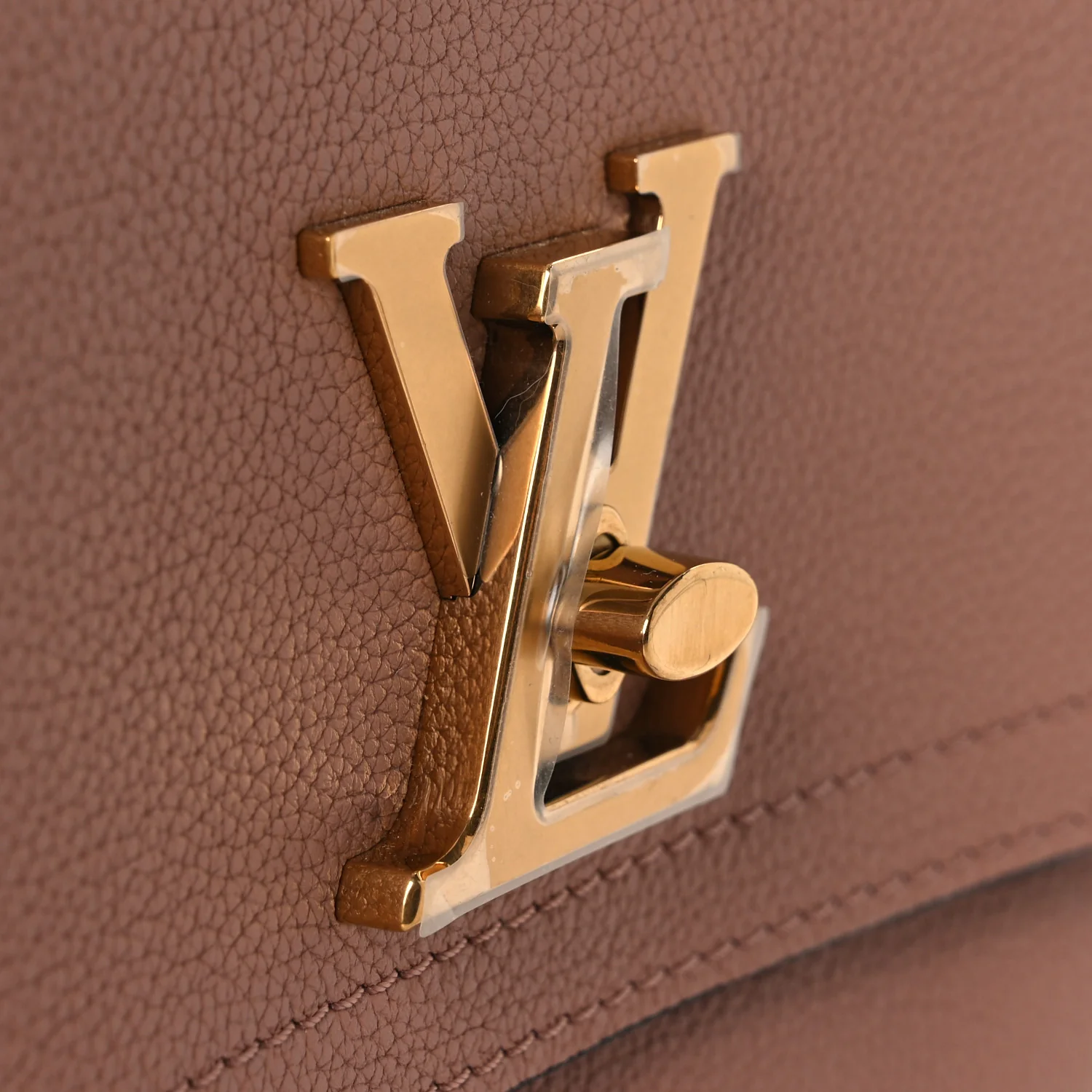 Grained Calfskin Lockme Chain Bag PM Rose Silk - Image 13