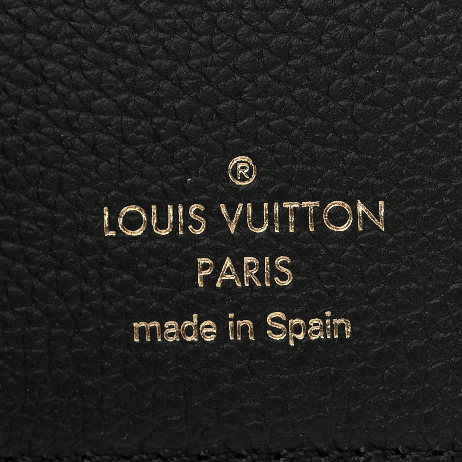 Grained Calfskin Monogram Double V Compact Wallet Black - Image 7