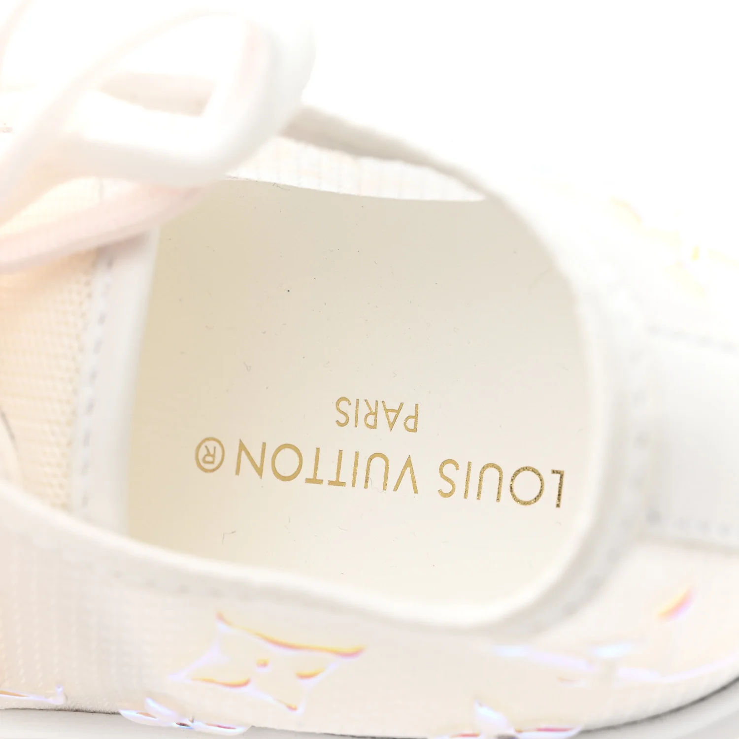 Iridescent Technical Mesh Monogram LV Squad Low Top Sneakers 38.5 Rose Clair - Image 8