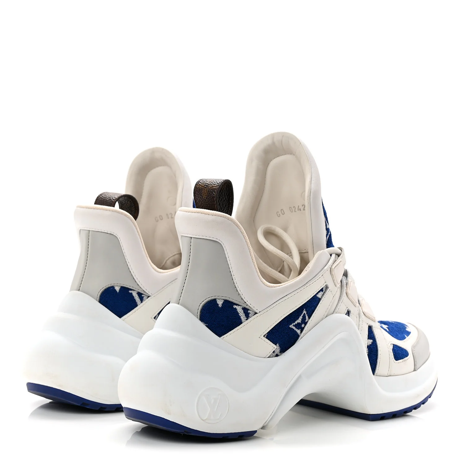 Jacquard Velvet Monogram LV Archlight Sneakers 37 White Blue - Image 4