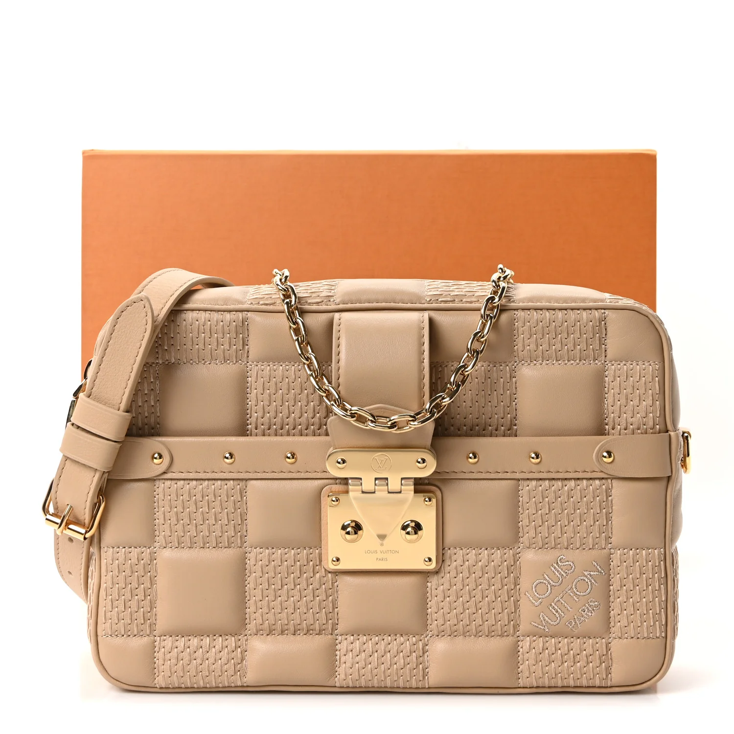 Lambskin Damier Quilt Troca MM Cashmere Beige - Image 9