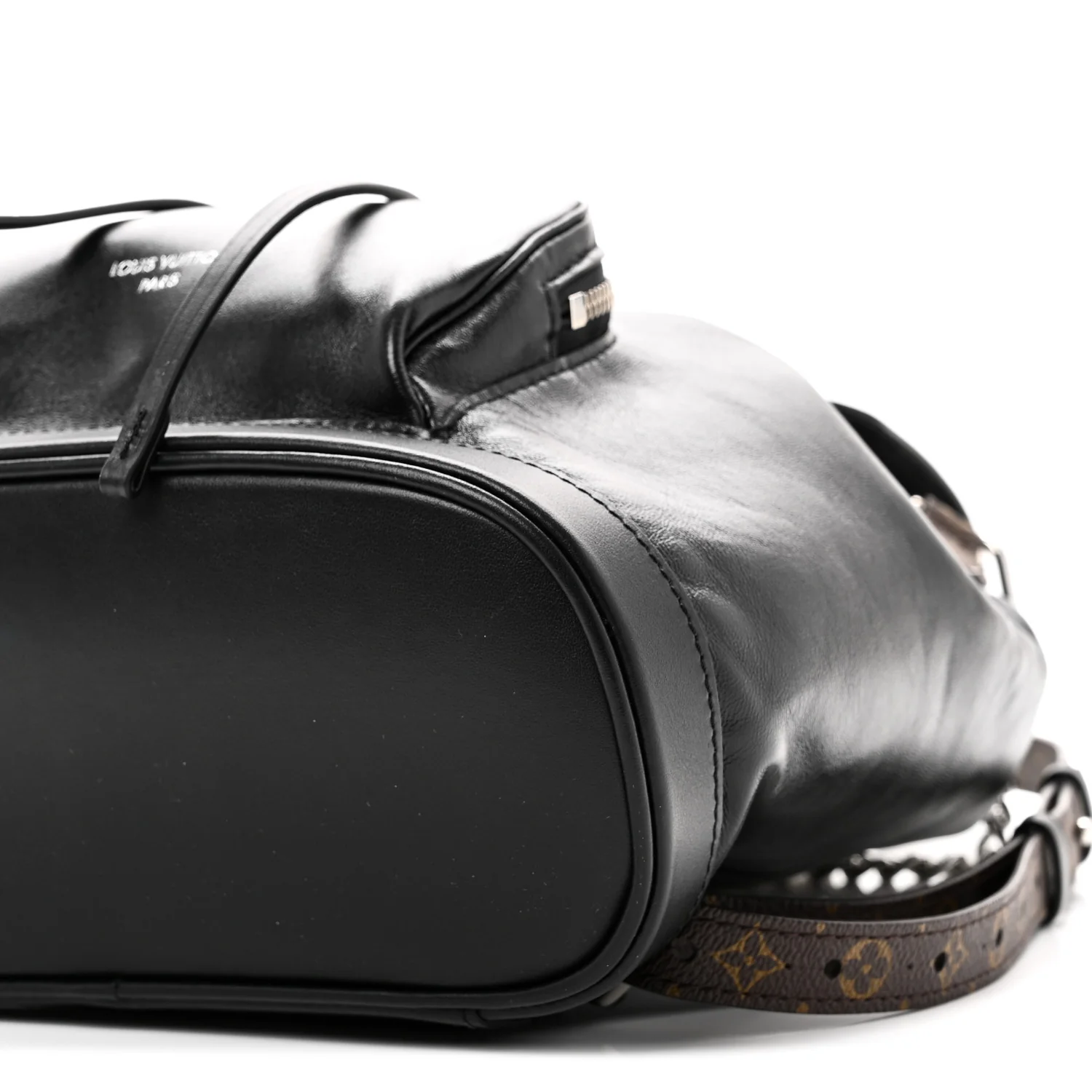 Lambskin Monogram Montsouris Vibe PM Black - Image 9
