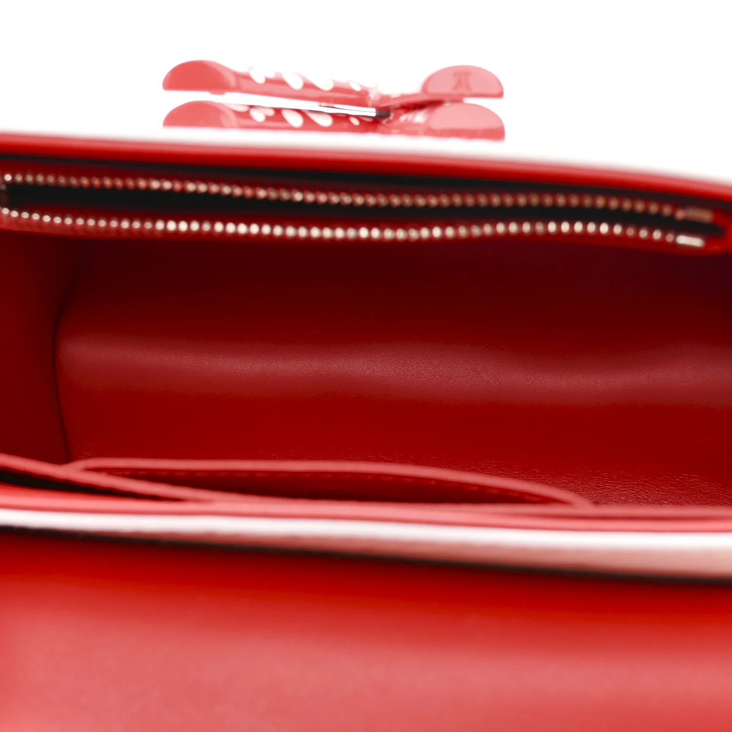 LV X YK Epi Infinity Dots Twist Shoulder Bag PM White Red - Image 6