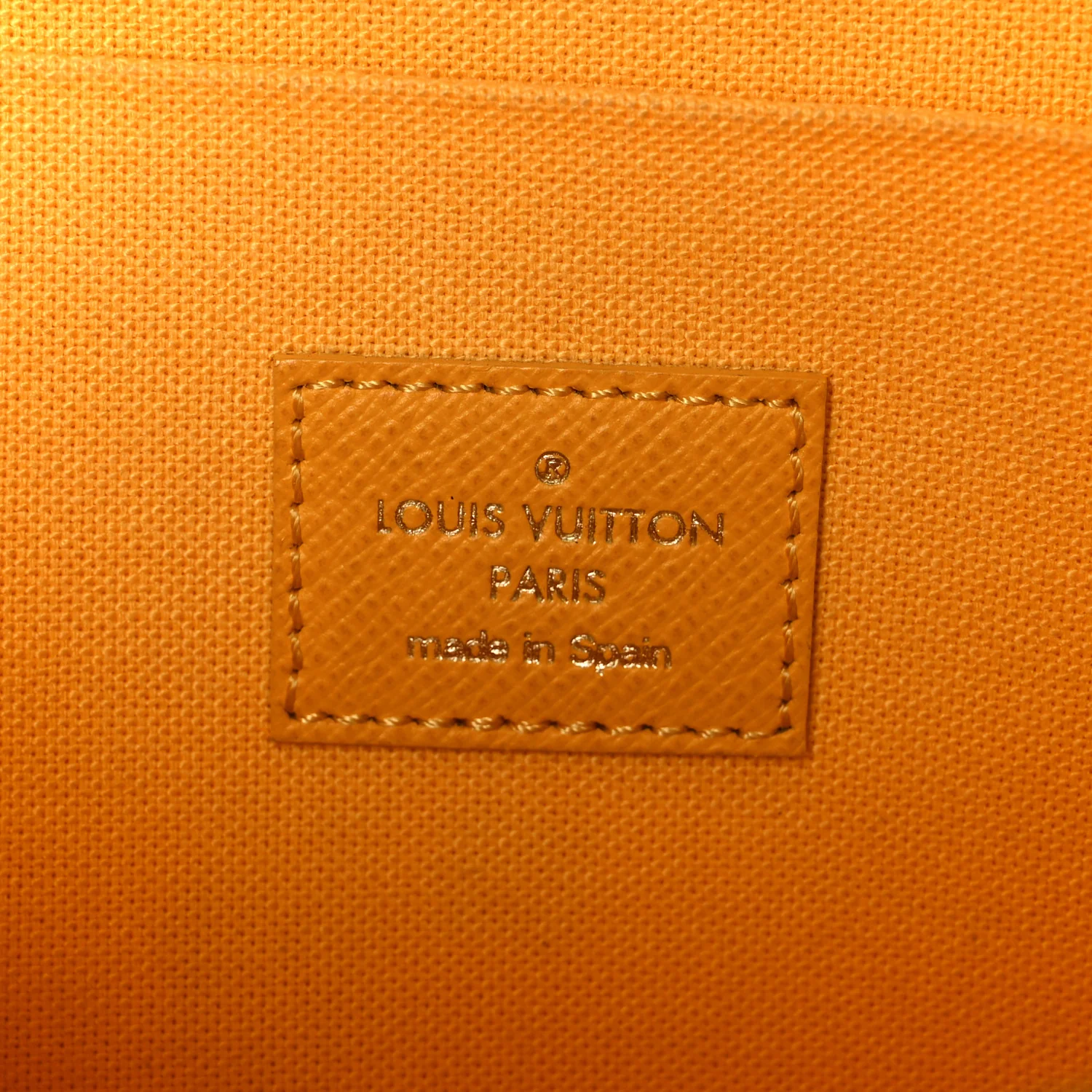 Monogram 2022 Christmas Animation New York Soho Pochette Felicie Chain Wallet Yellow - Image 7