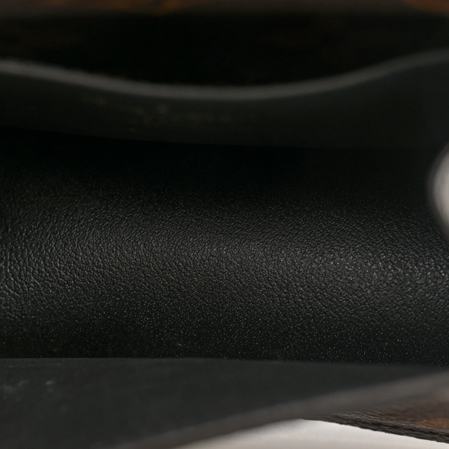 Monogram 30mm Daily Multi Pocket 80 32 Belt - Image 4