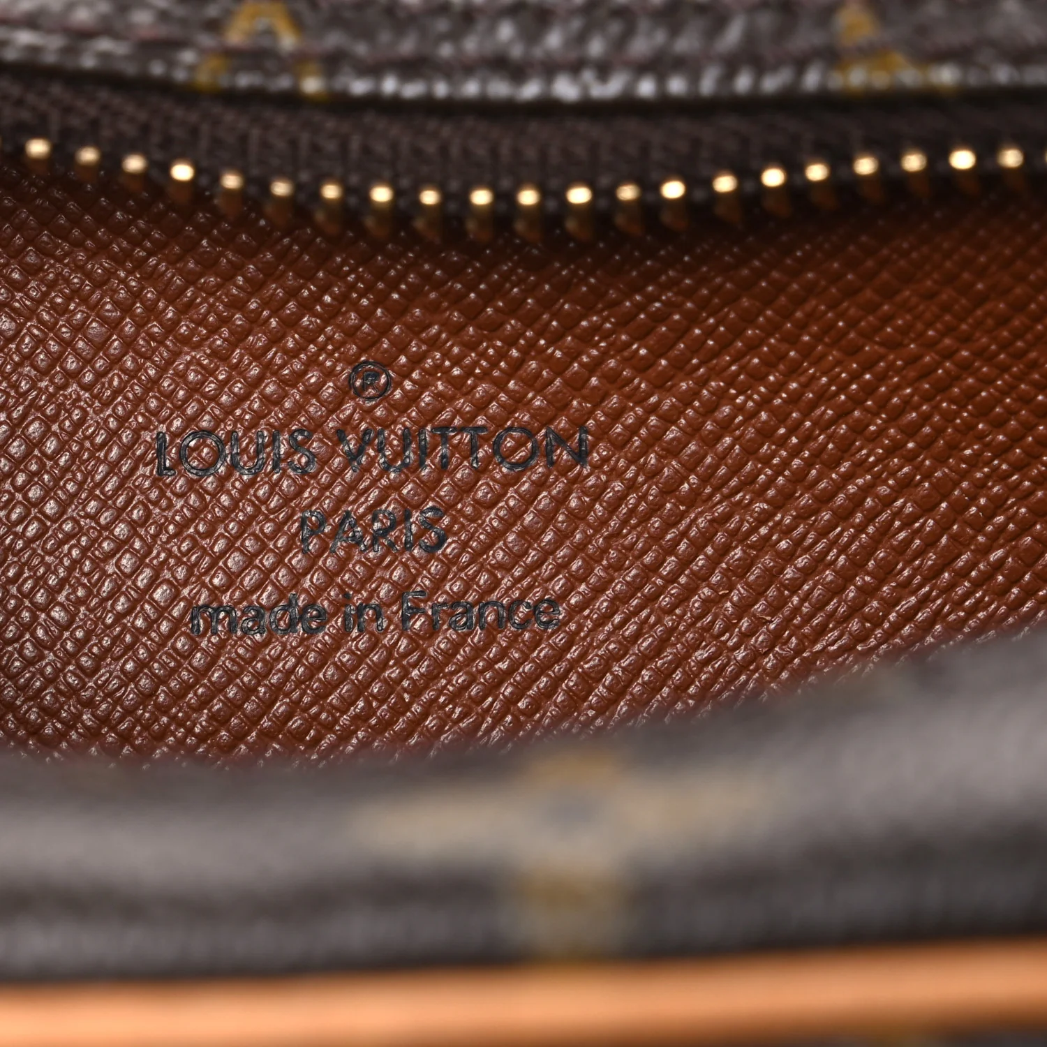 Monogram Amazone - Image 6
