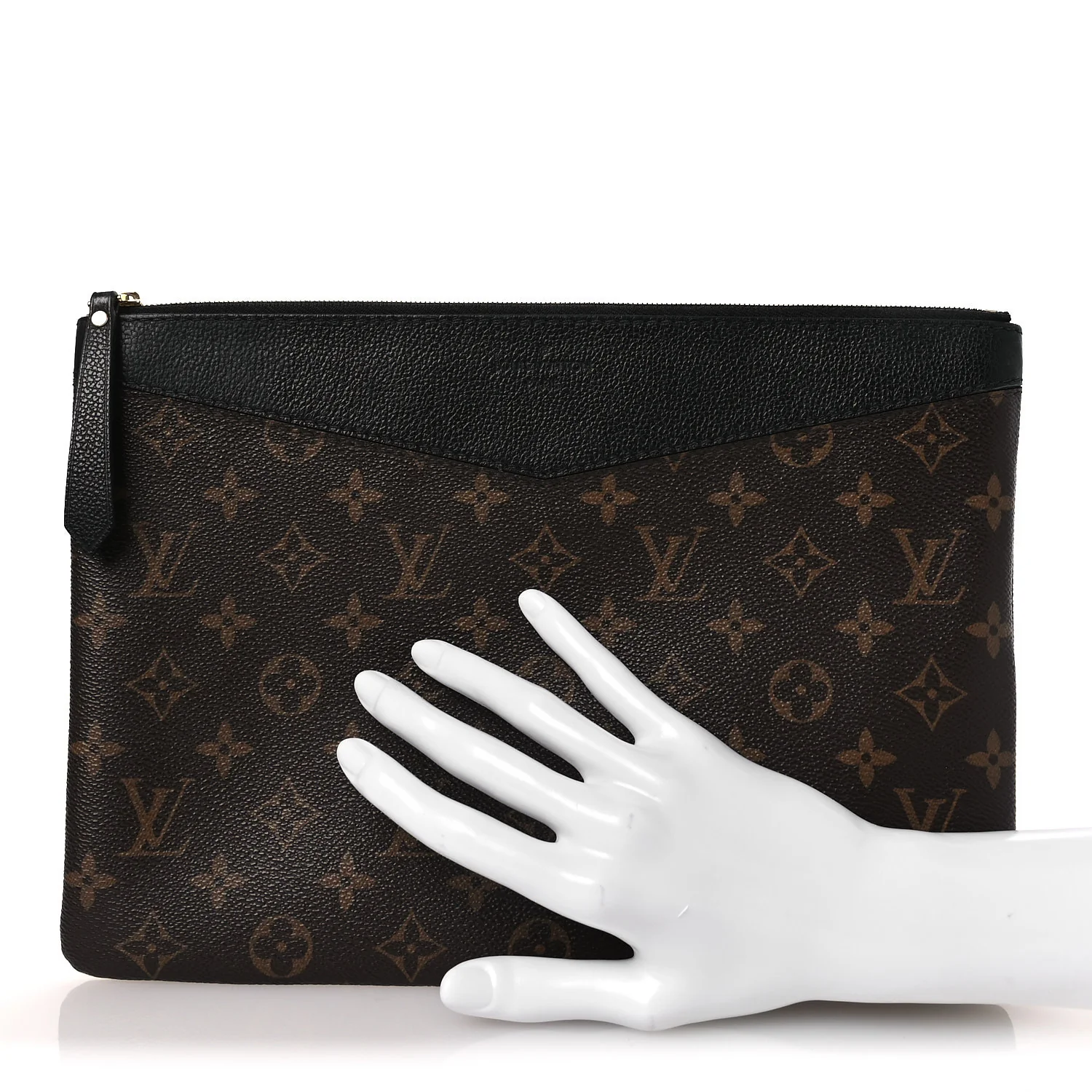 Monogram Daily Pouch Black - Image 2