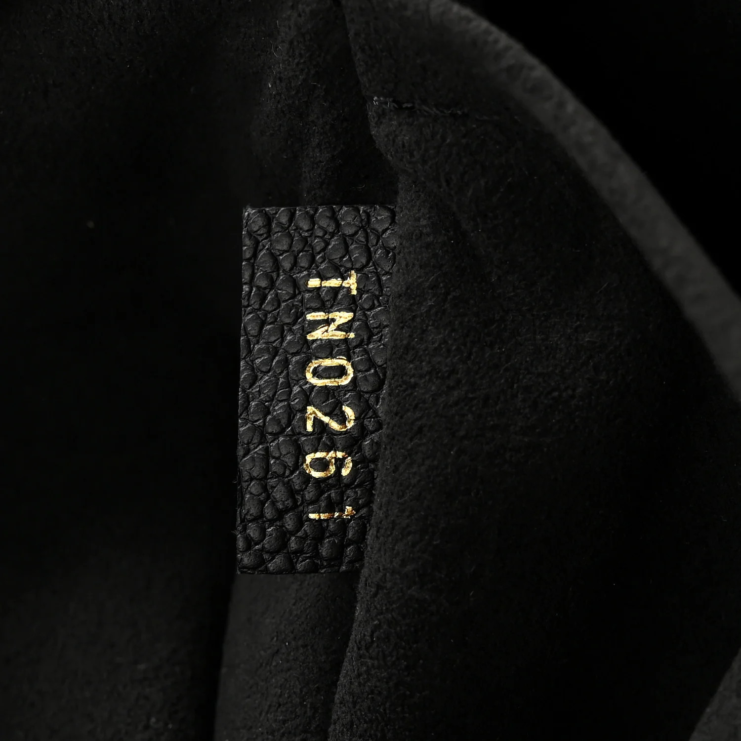 Monogram Daily Pouch Black - Image 7