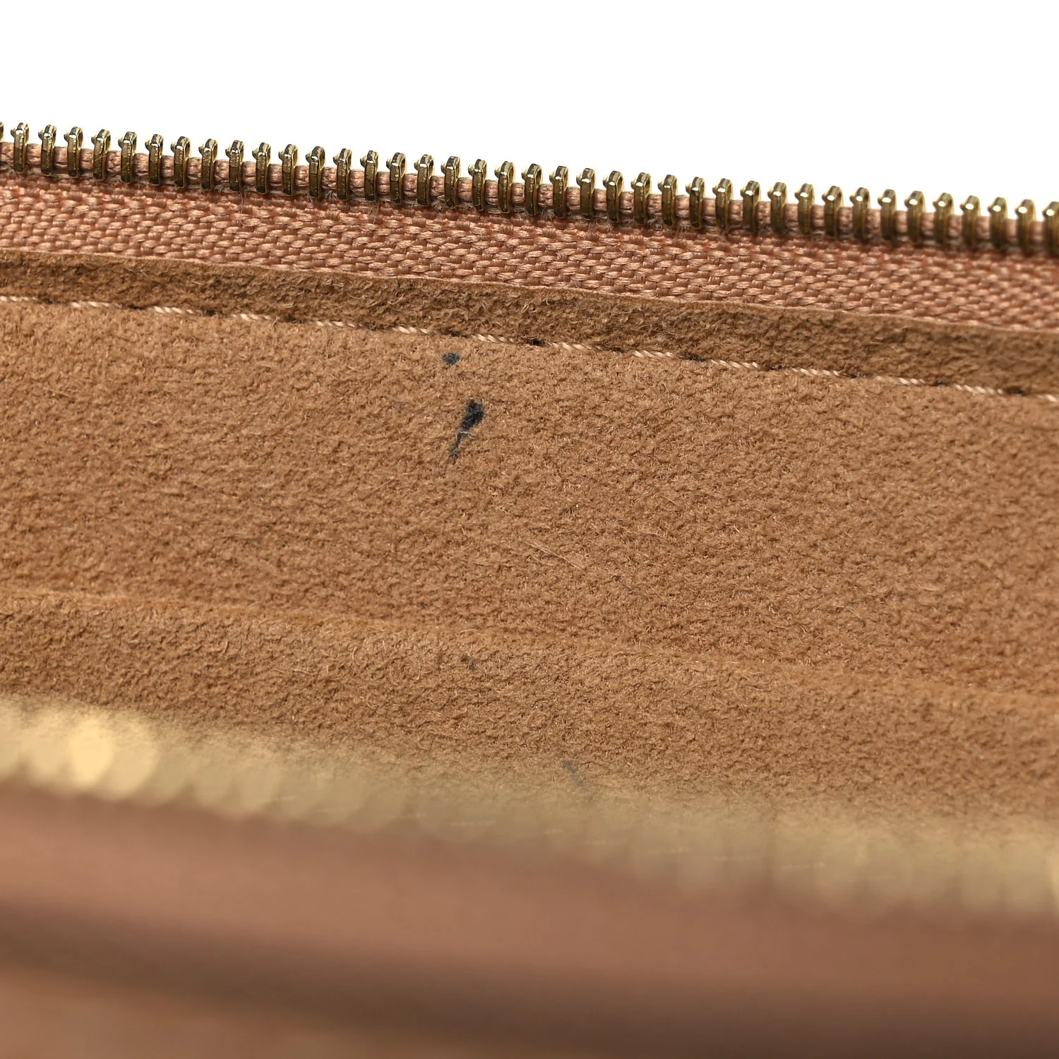 Monogram Daily Pouch Sesame - Image 9
