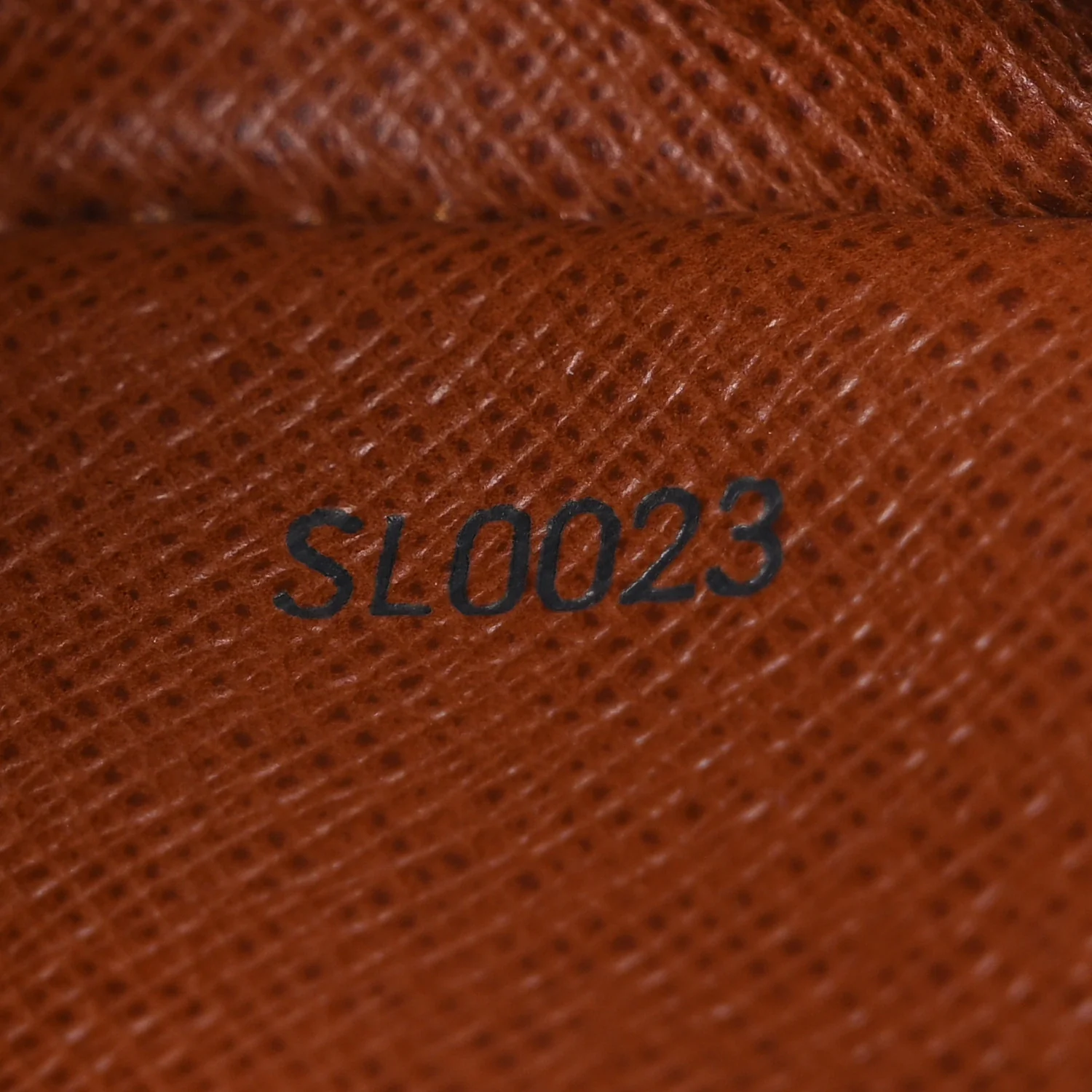 Monogram Danube 21 - Image 7