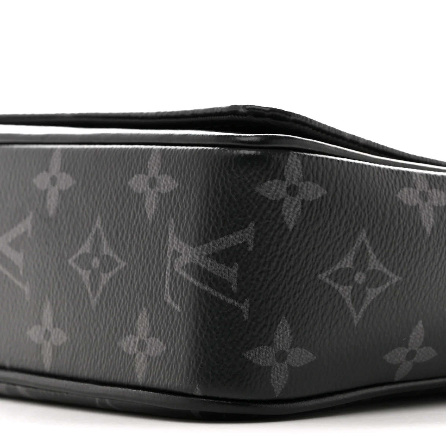 Monogram Eclipse District PM Black - Image 9