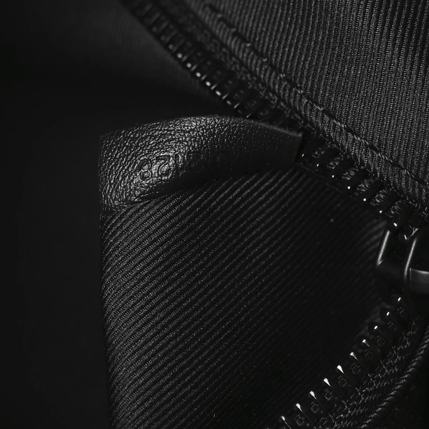 Monogram Eclipse Glaze Keepall Bandouliere 50 - Image 6