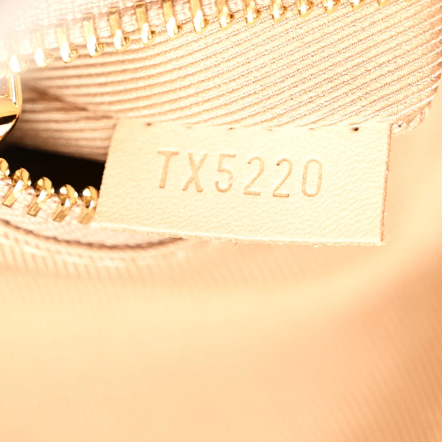 Monogram Graceful PM - Image 7
