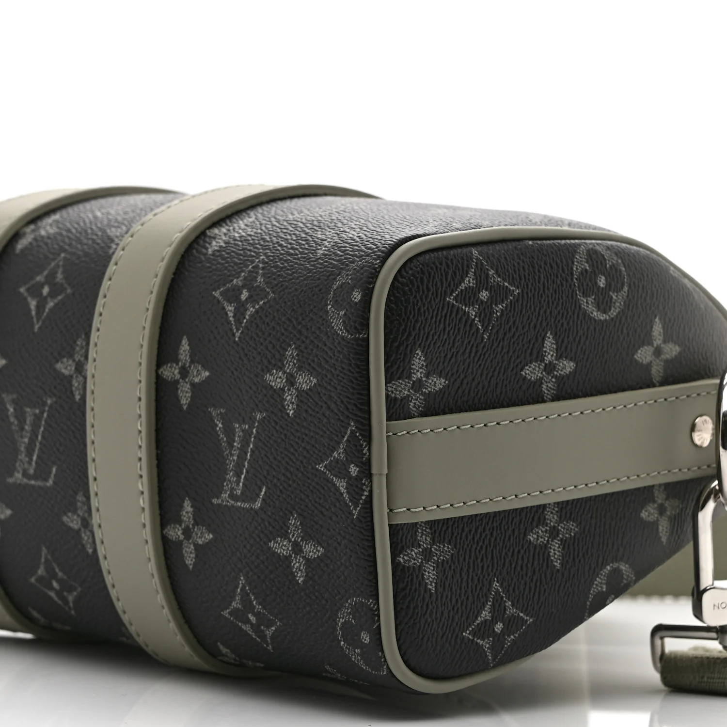 Monogram Gradient Keepall Bandouliere 25 Khaki - Image 8