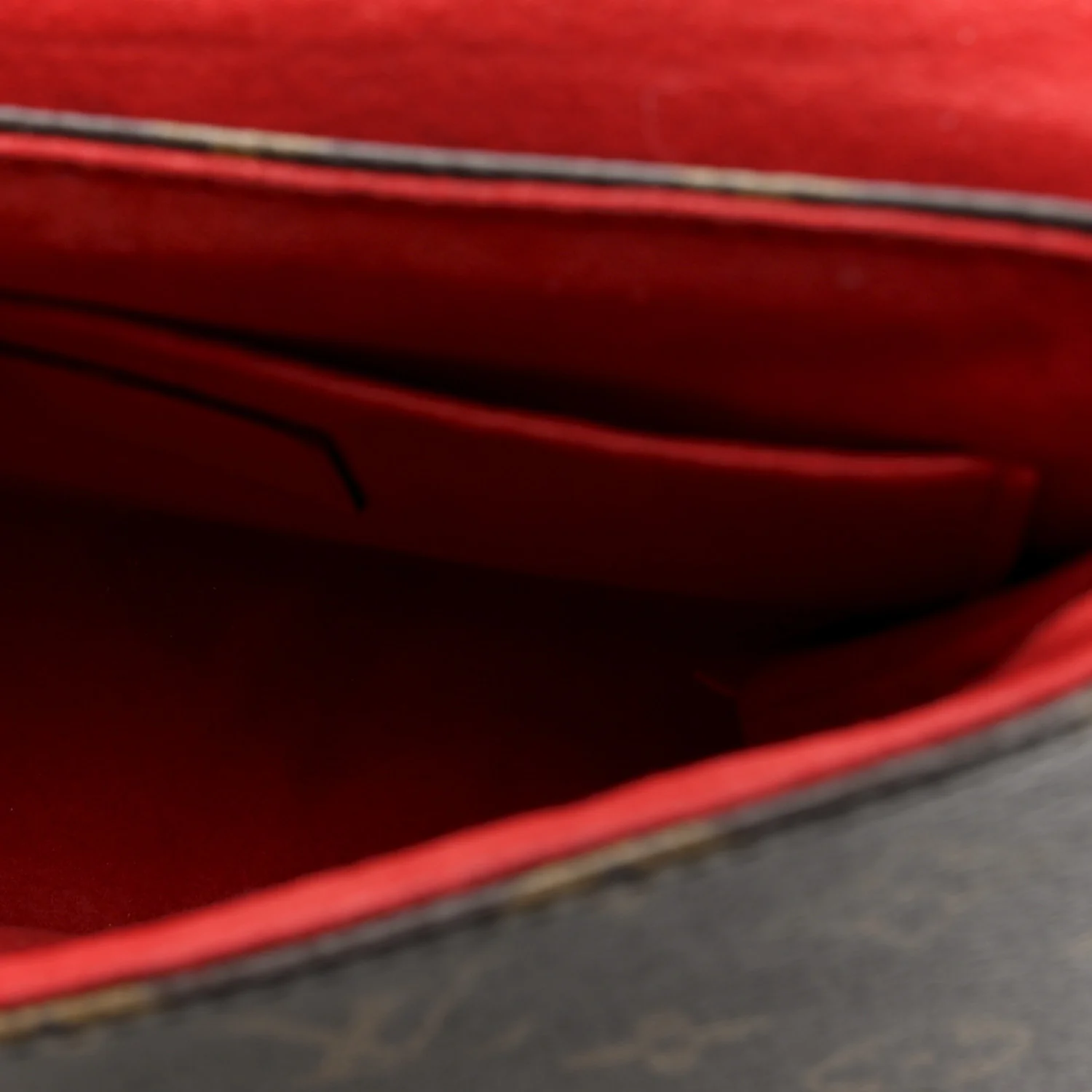 Monogram Locky BB Coquelicot - Image 6