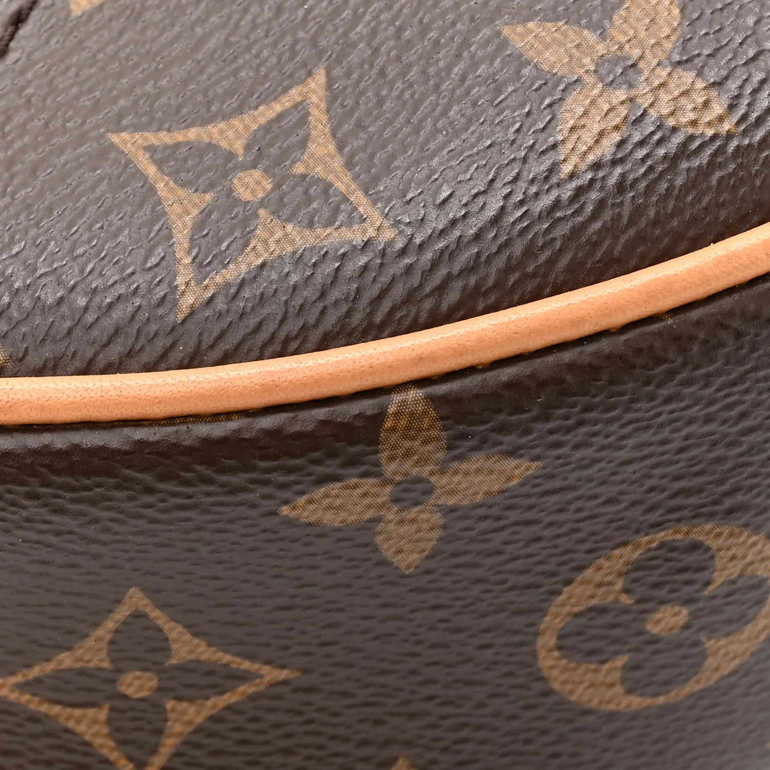 Monogram Loop - Image 10