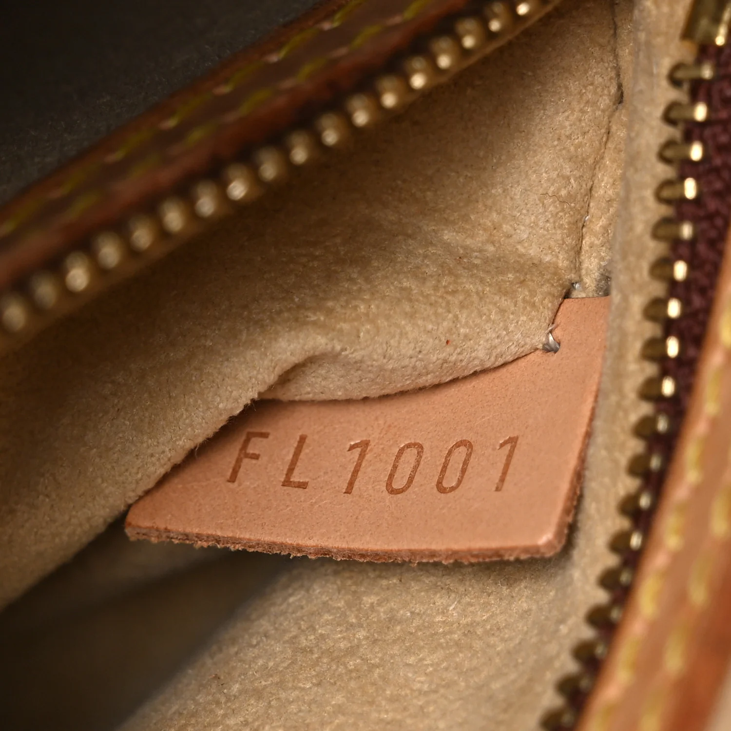 Monogram Looping MM - Image 6
