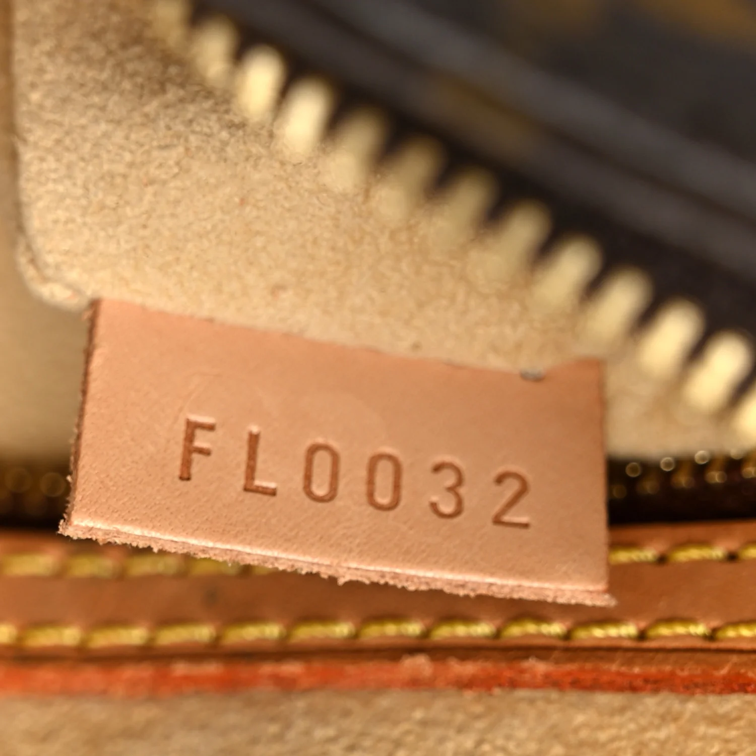 Monogram Looping MM - Image 6