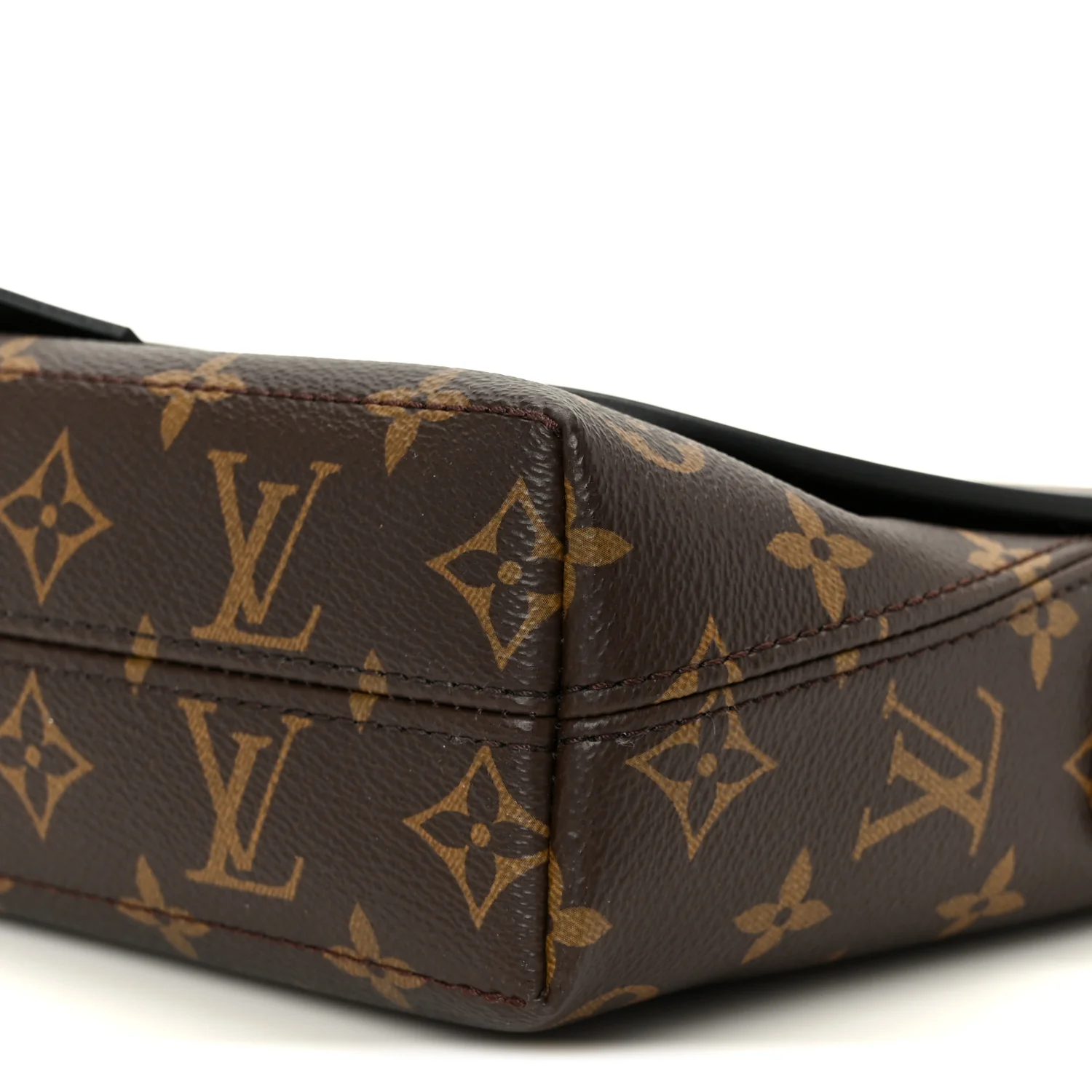 Monogram Macassar Magnetic Messenger - Image 10