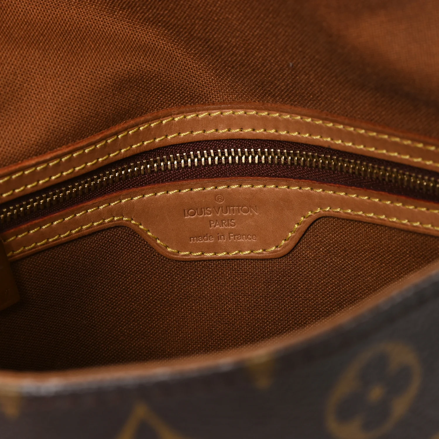 Monogram Mini Looping - Image 6