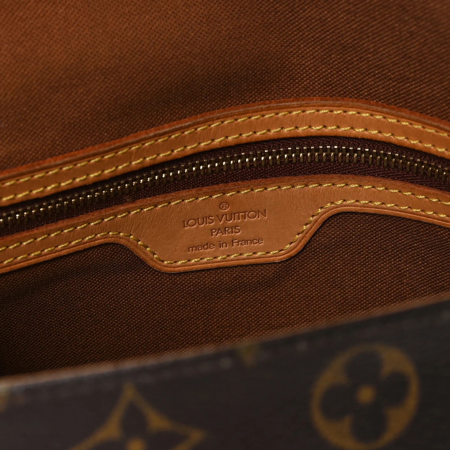 Monogram Mini Looping - Image 6