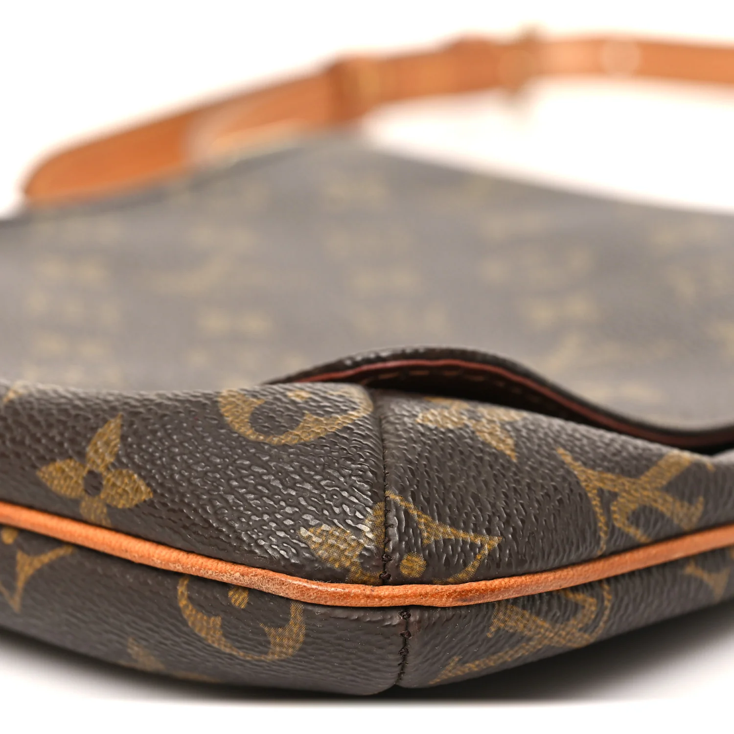 Monogram Musette Salsa - Image 9