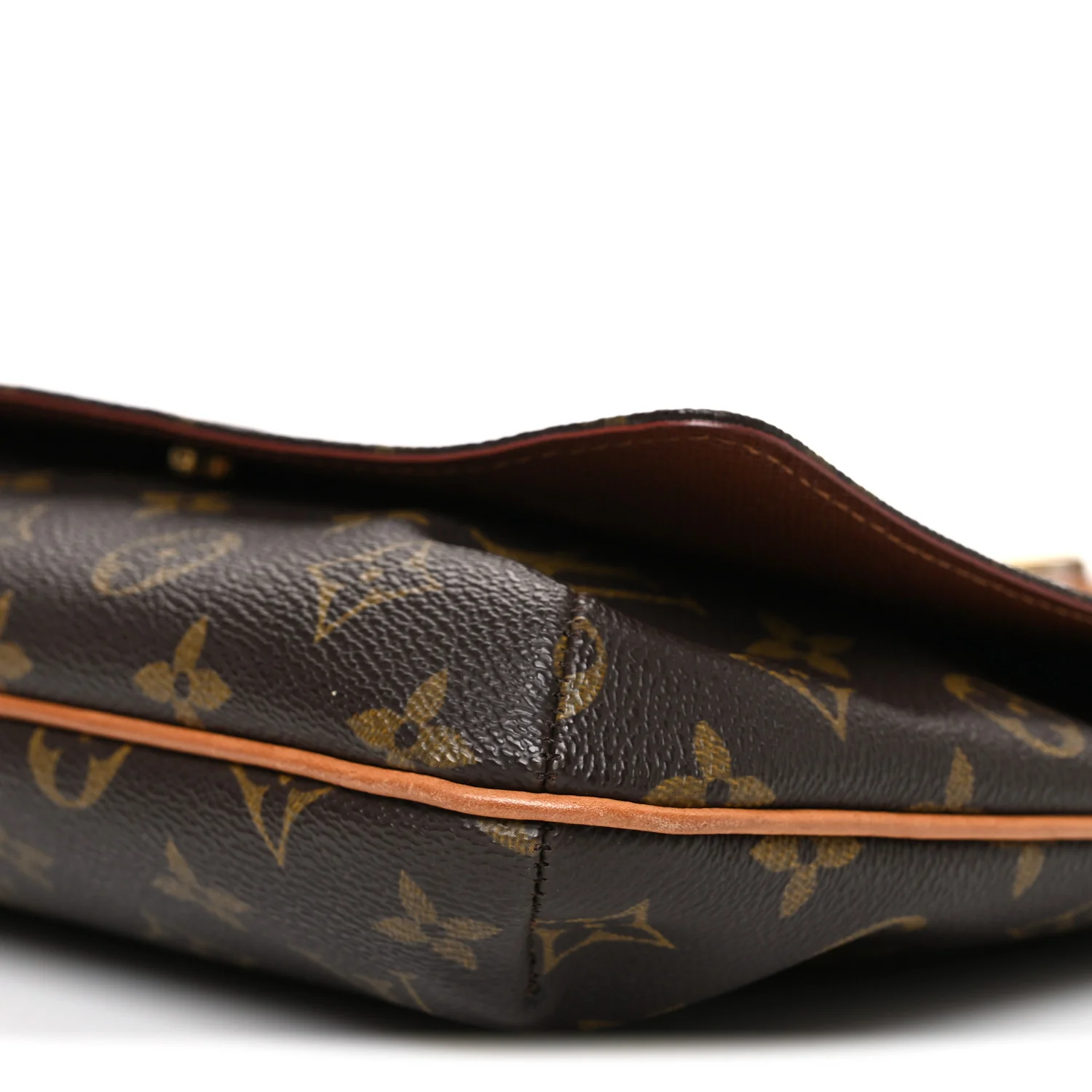 Monogram Musette Tango - Image 10